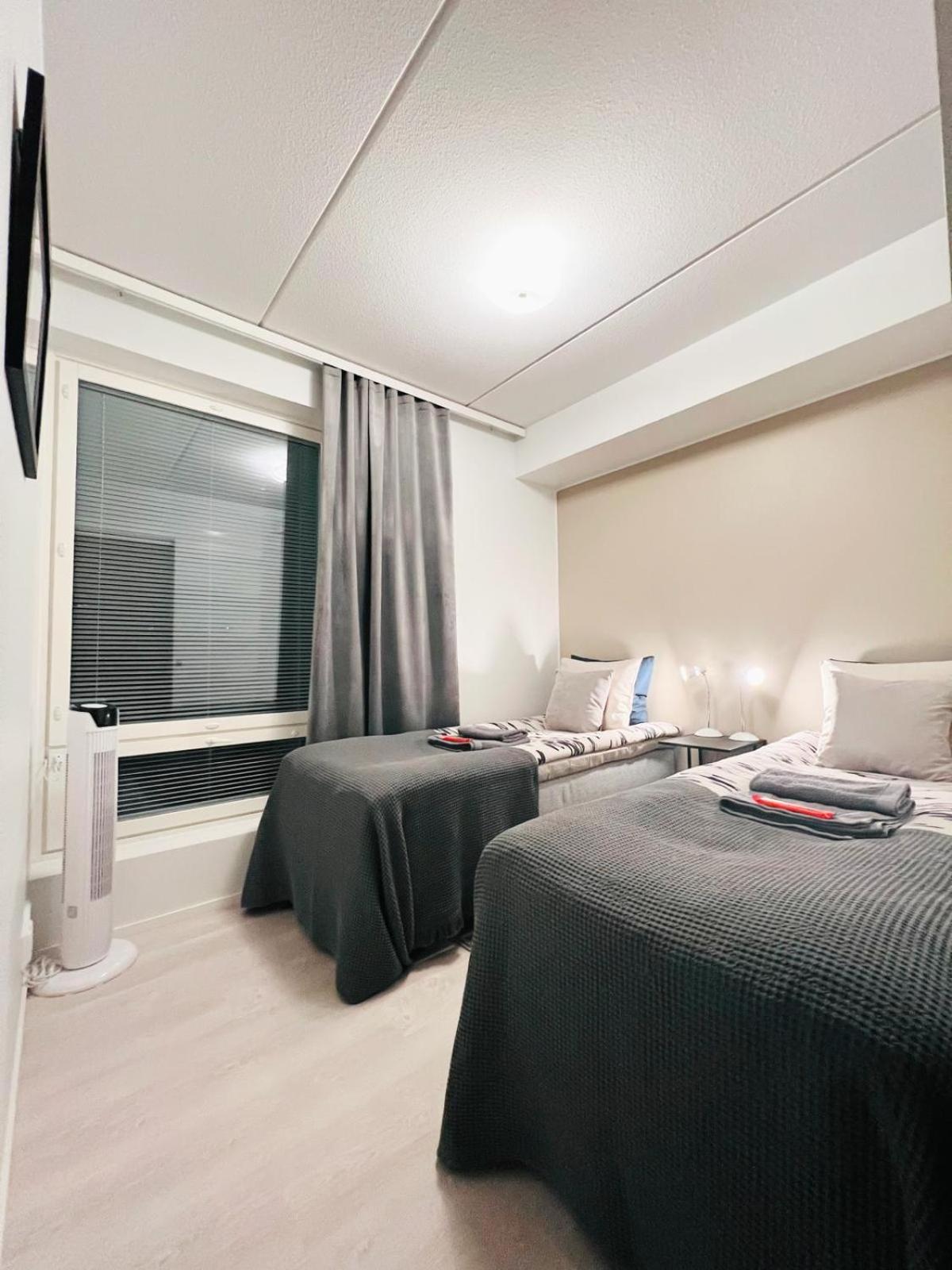 Apartment near the train station, free parking &Netflix view 3