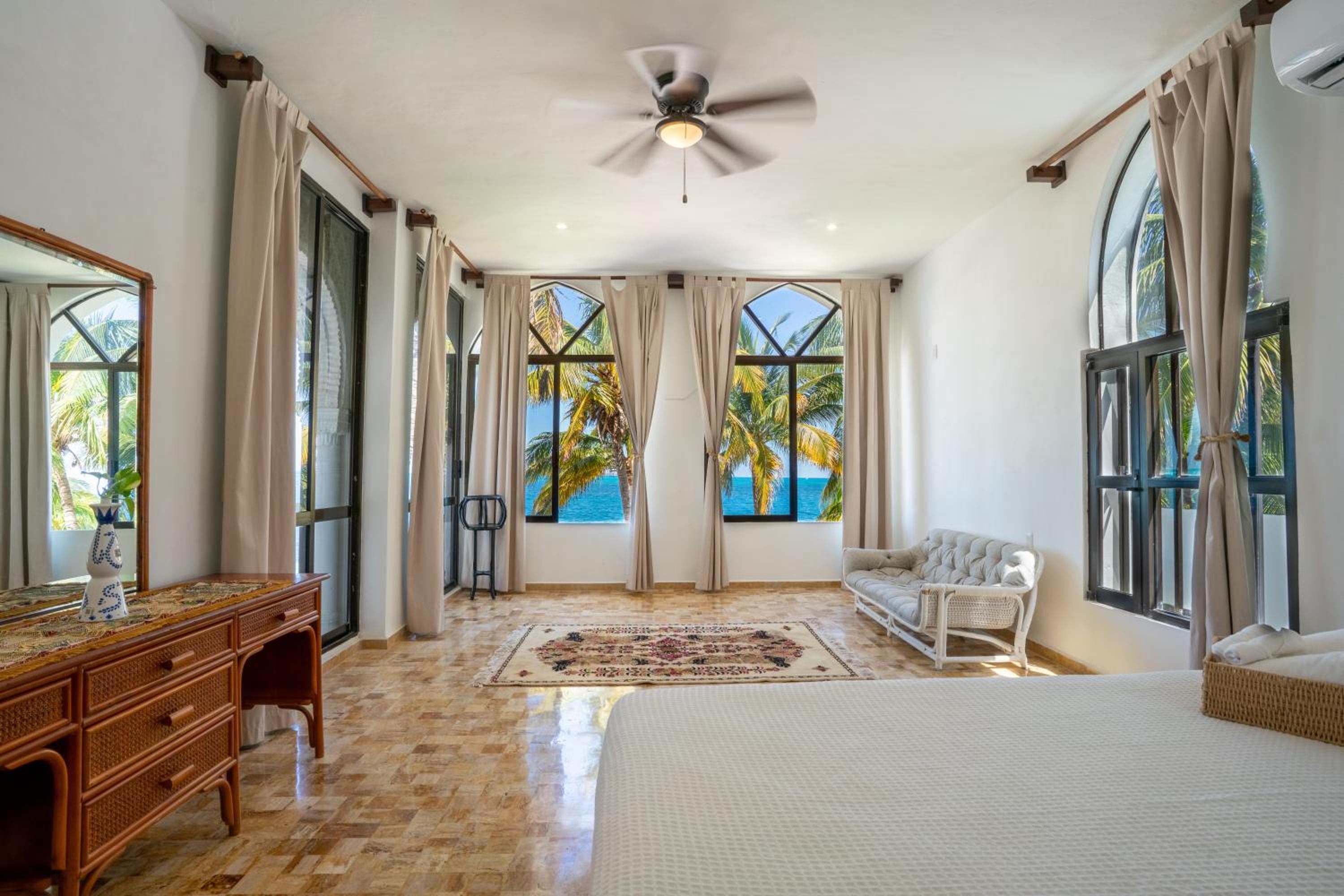 Unique 5BR Beachfront Villa w/ Private Pool!