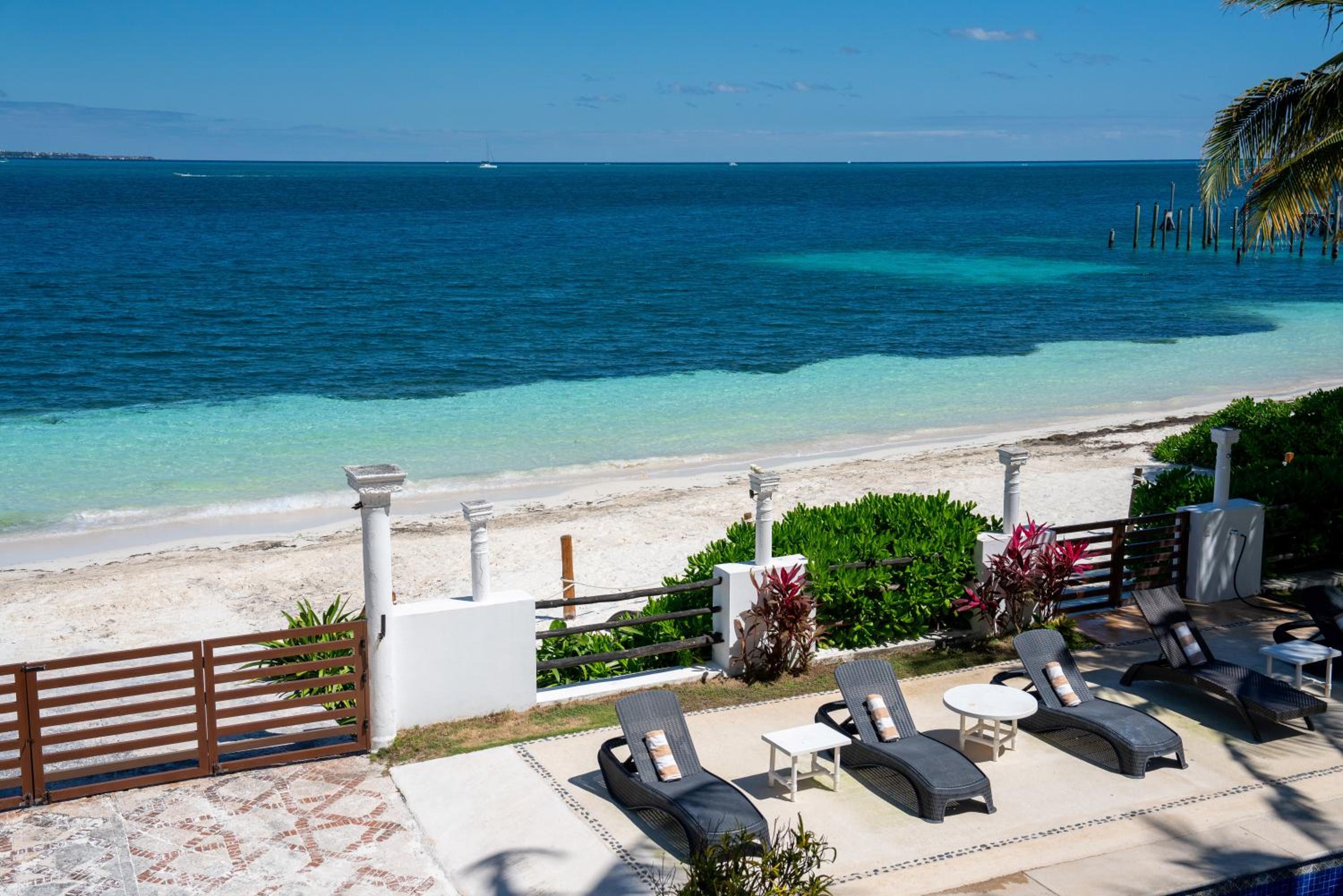 Unique 5BR Beachfront Villa w/ Private Pool!