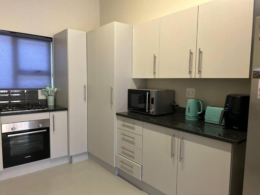 Comfortable home centrally located in Hoedspruit