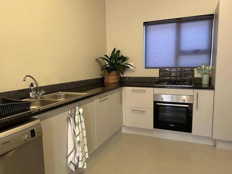 Comfortable home centrally located in Hoedspruit