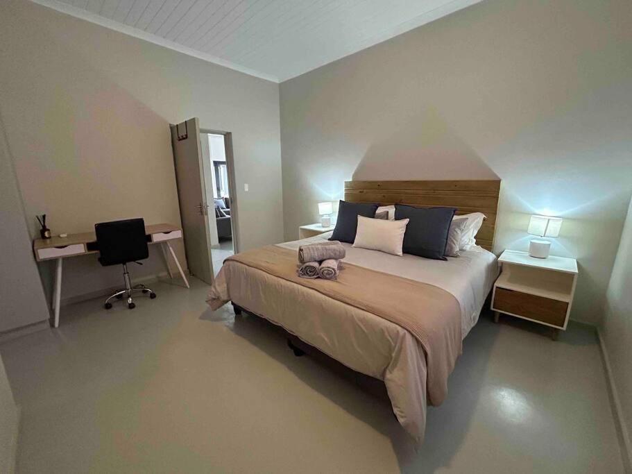 Comfortable home centrally located in Hoedspruit