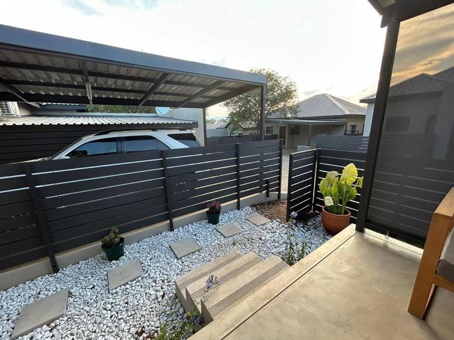 Comfortable home centrally located in Hoedspruit