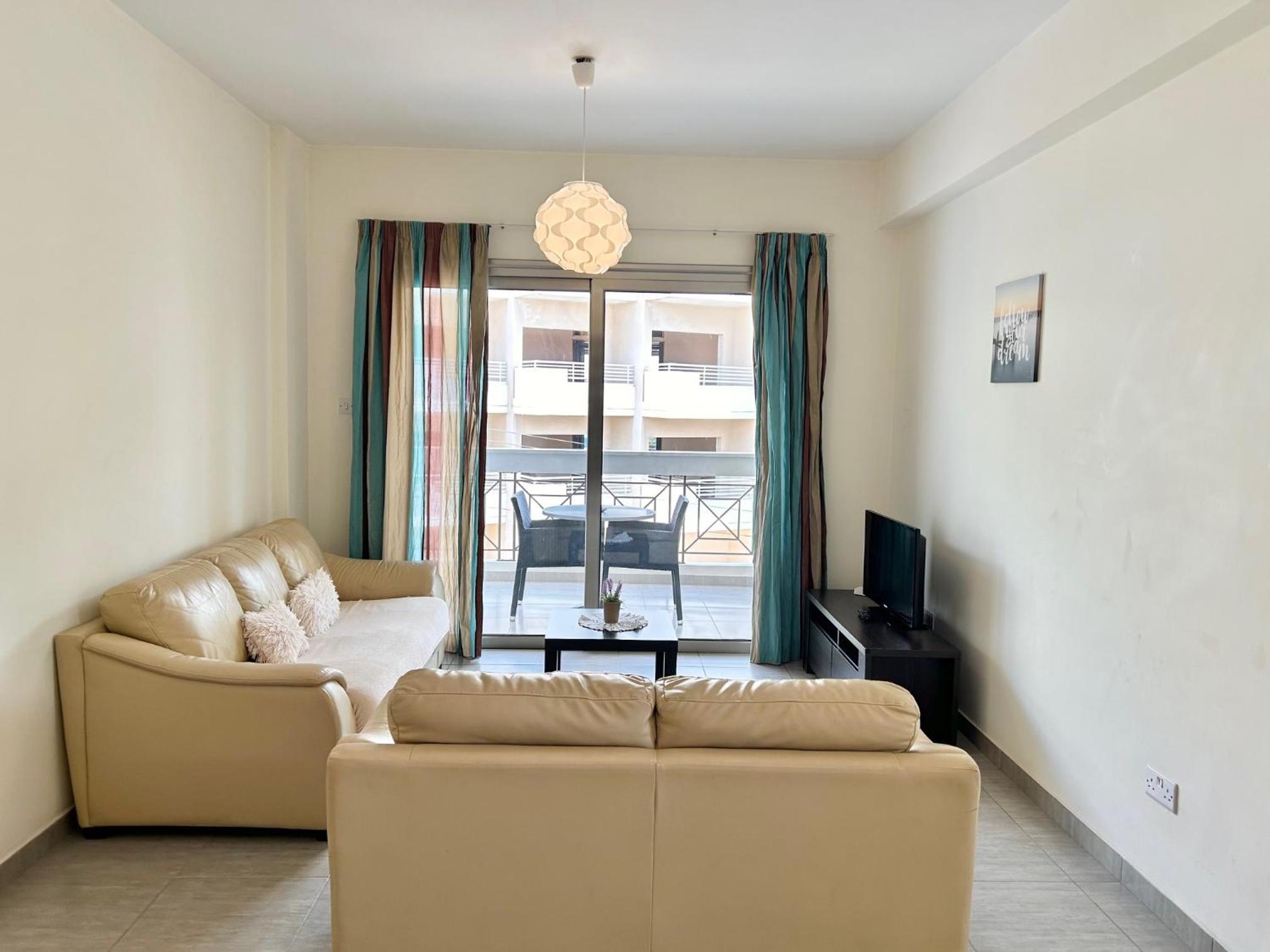 SUN JULZ Apartments on the Beach