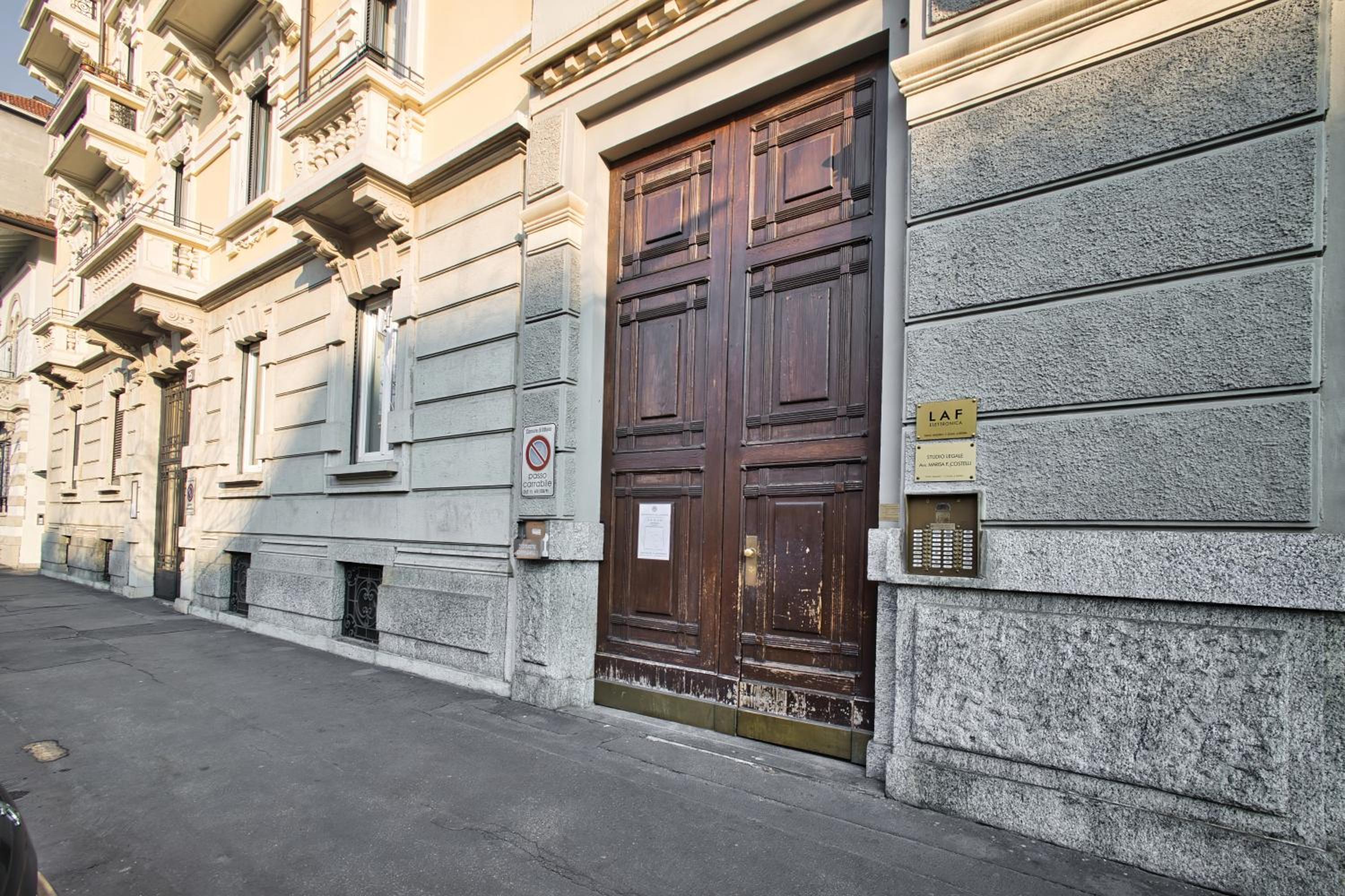 Just Urban Stays - Charming 2BR in Historic Building - M1 Wagner