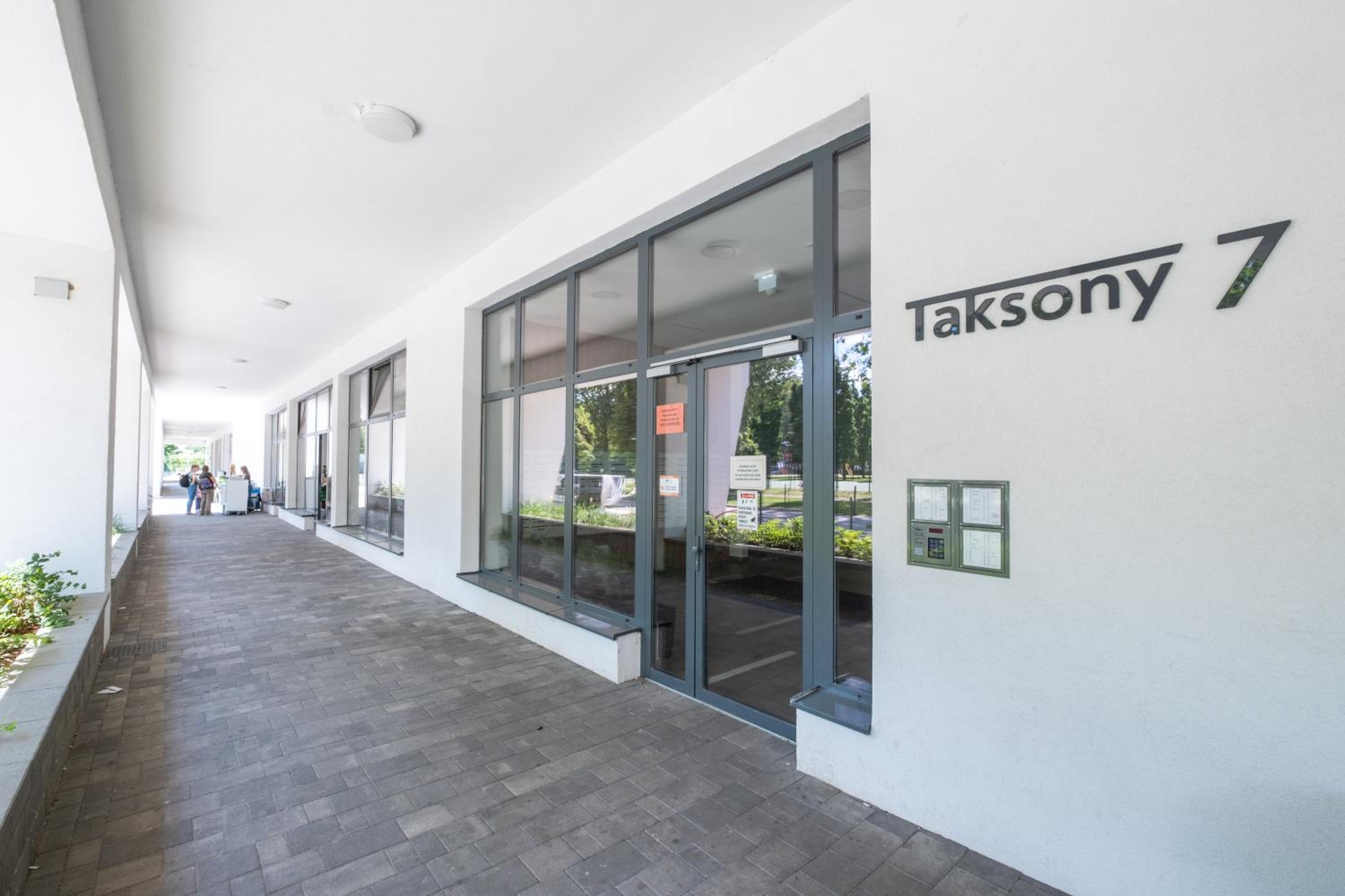 T7 Apartments modern and comfortable view 4