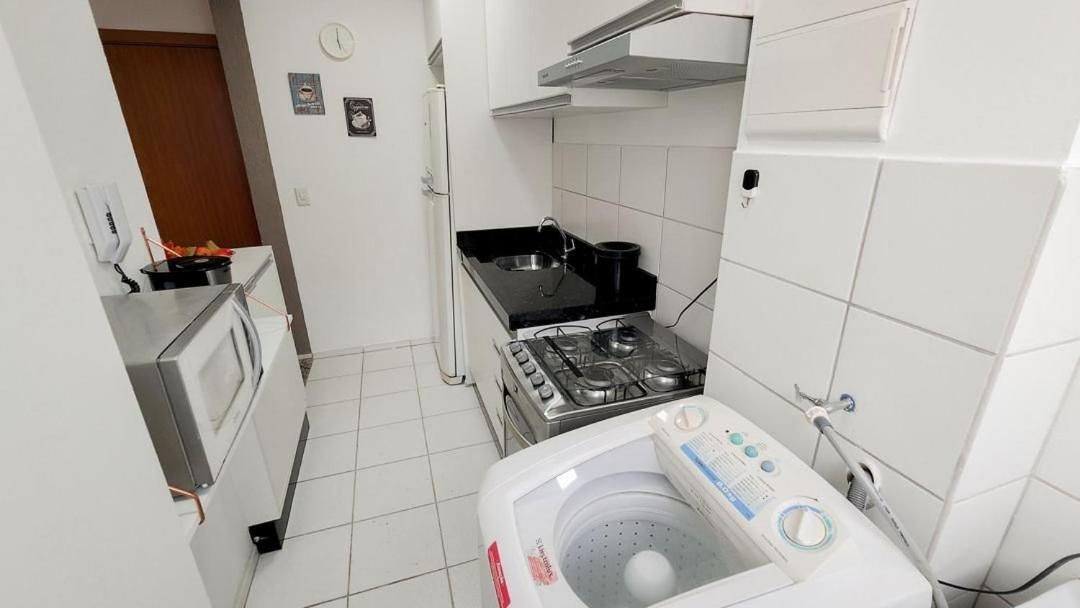 Apto 400m UEL, 2 quartos, ar condicionado egaragem