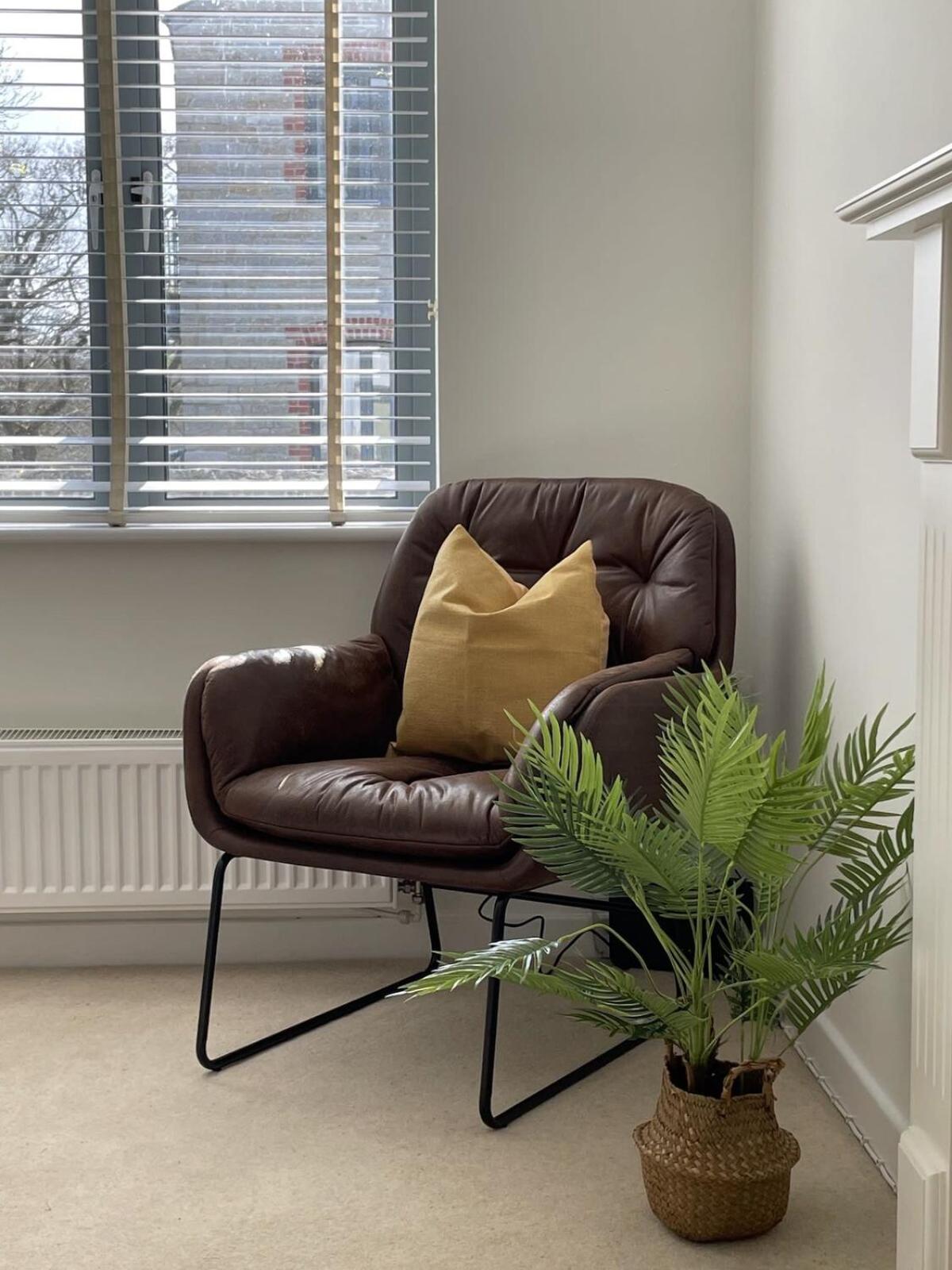 Comfortable Home w Private Parking Charlestown