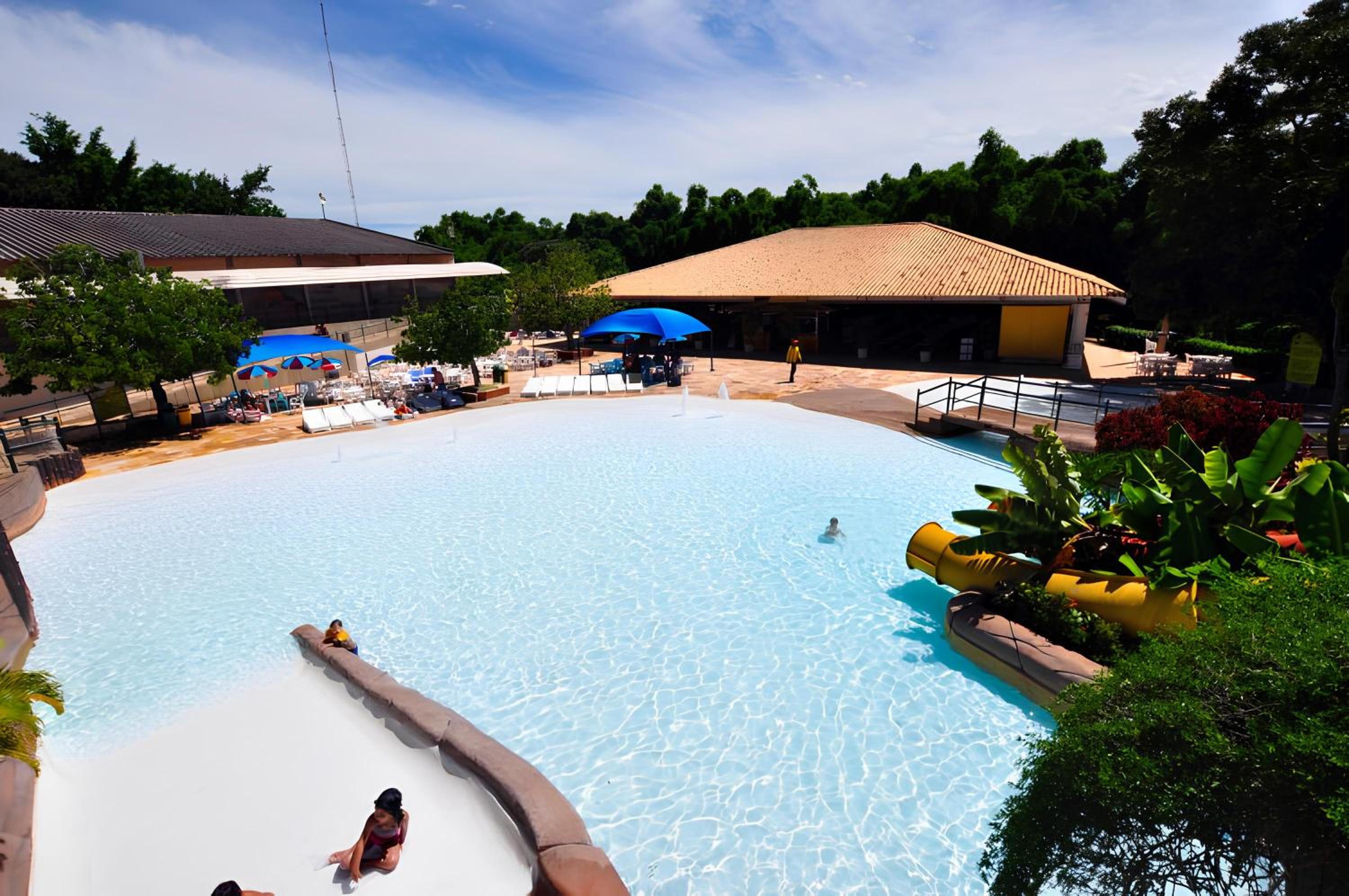 Spazio DiRoma com Acesso ao Acqua parque