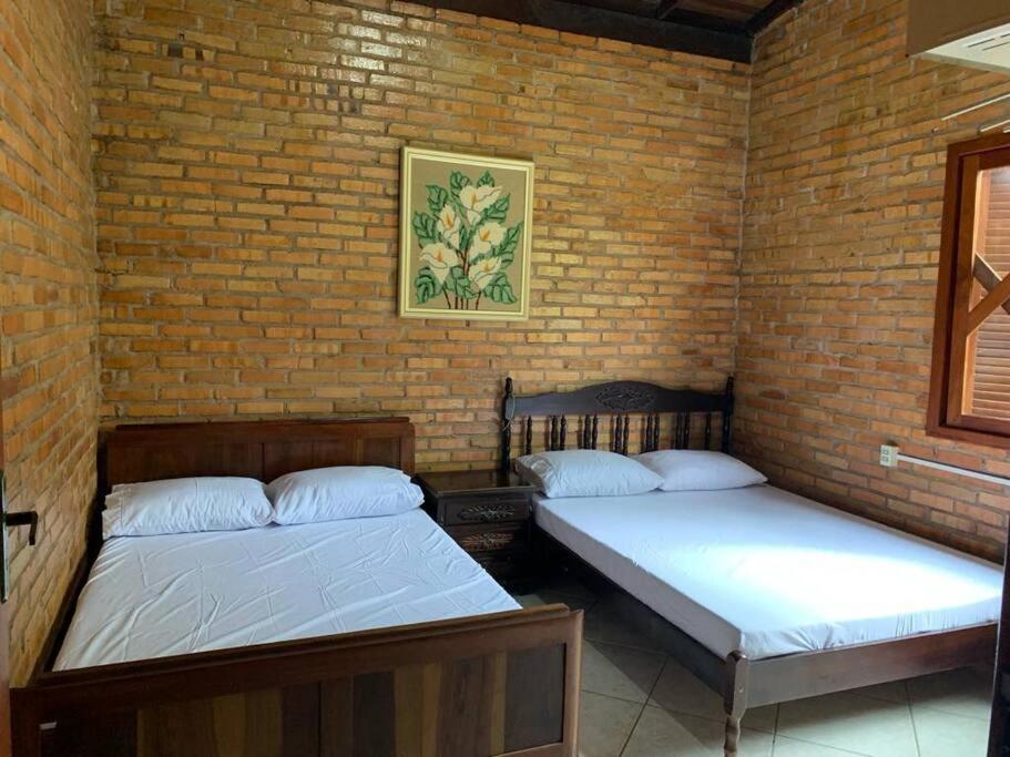 Sítio com piscina incrível
