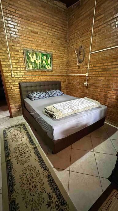 Sítio com piscina incrível