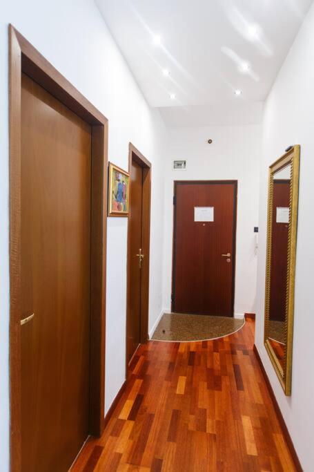 Venice-Flat 75m² perfect for 2 couples (free Park) photo 2