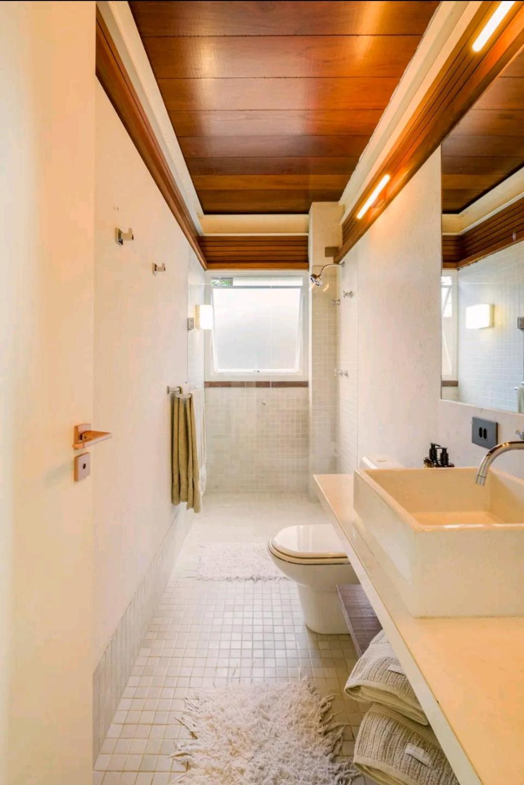 Salt 'n Paradise Luxury Surf and Beach Suites