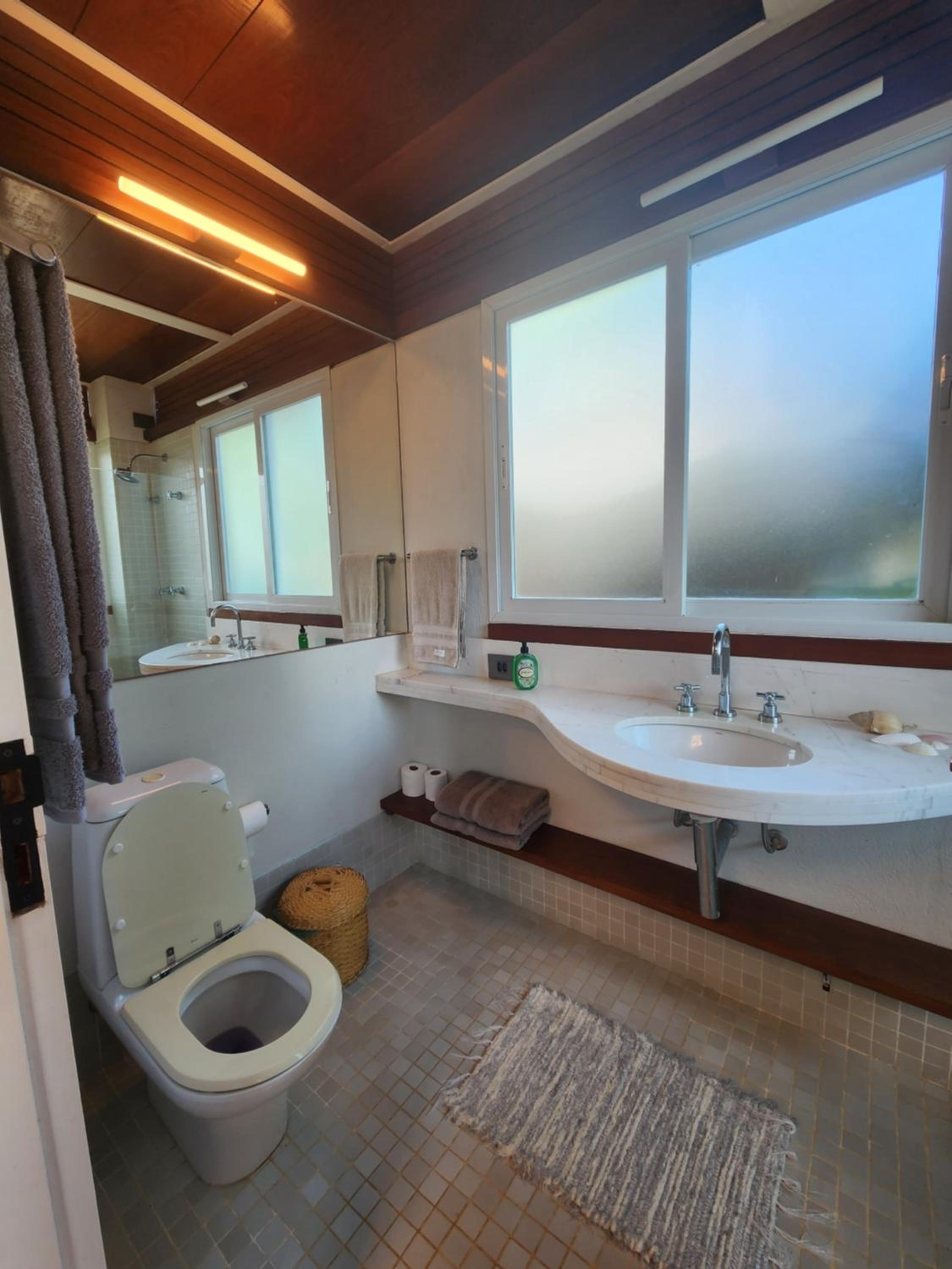 Salt 'n Paradise Luxury Surf and Beach Suites