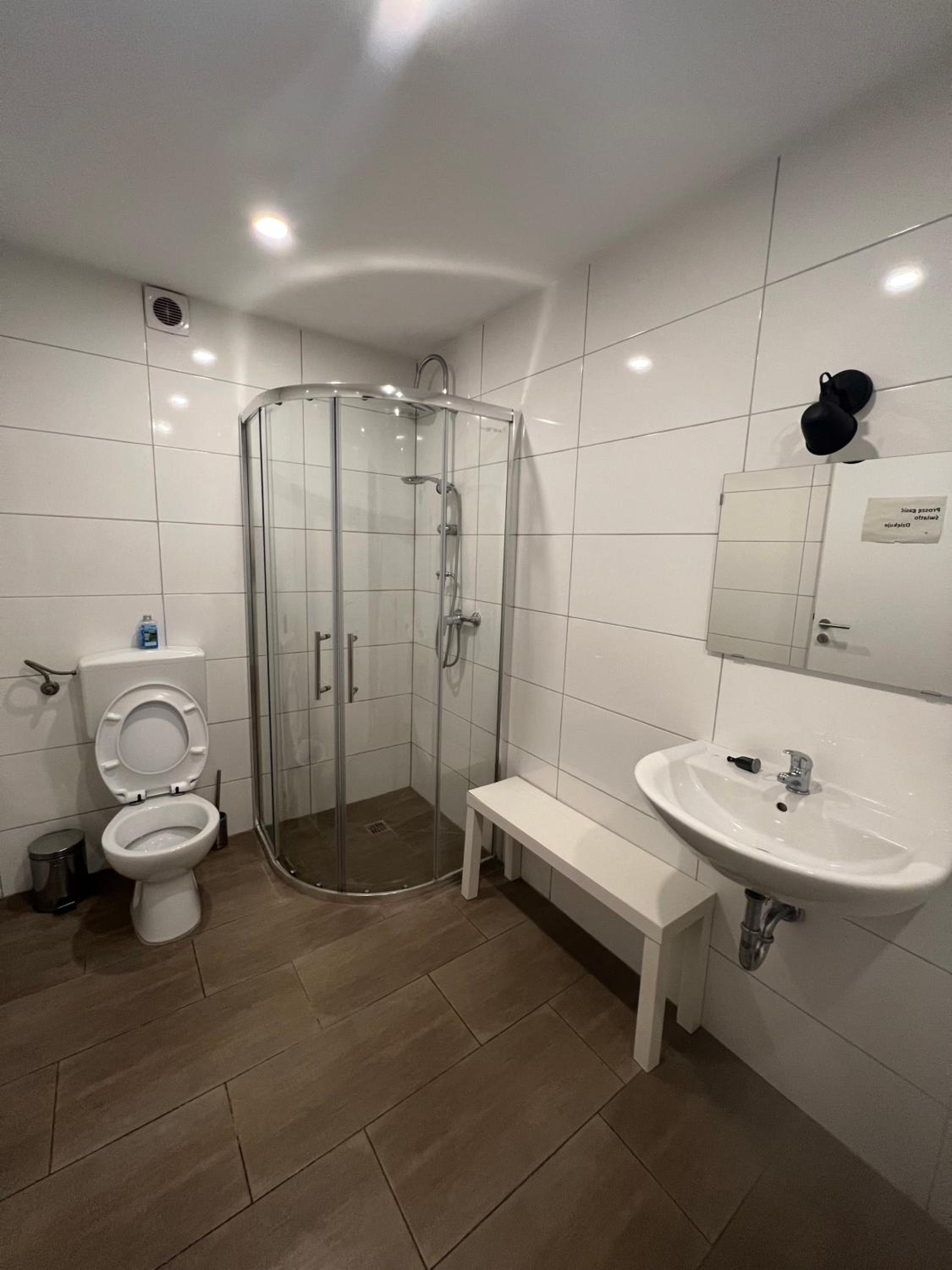 5 Wohnungen in Springe en Springe — bathroom