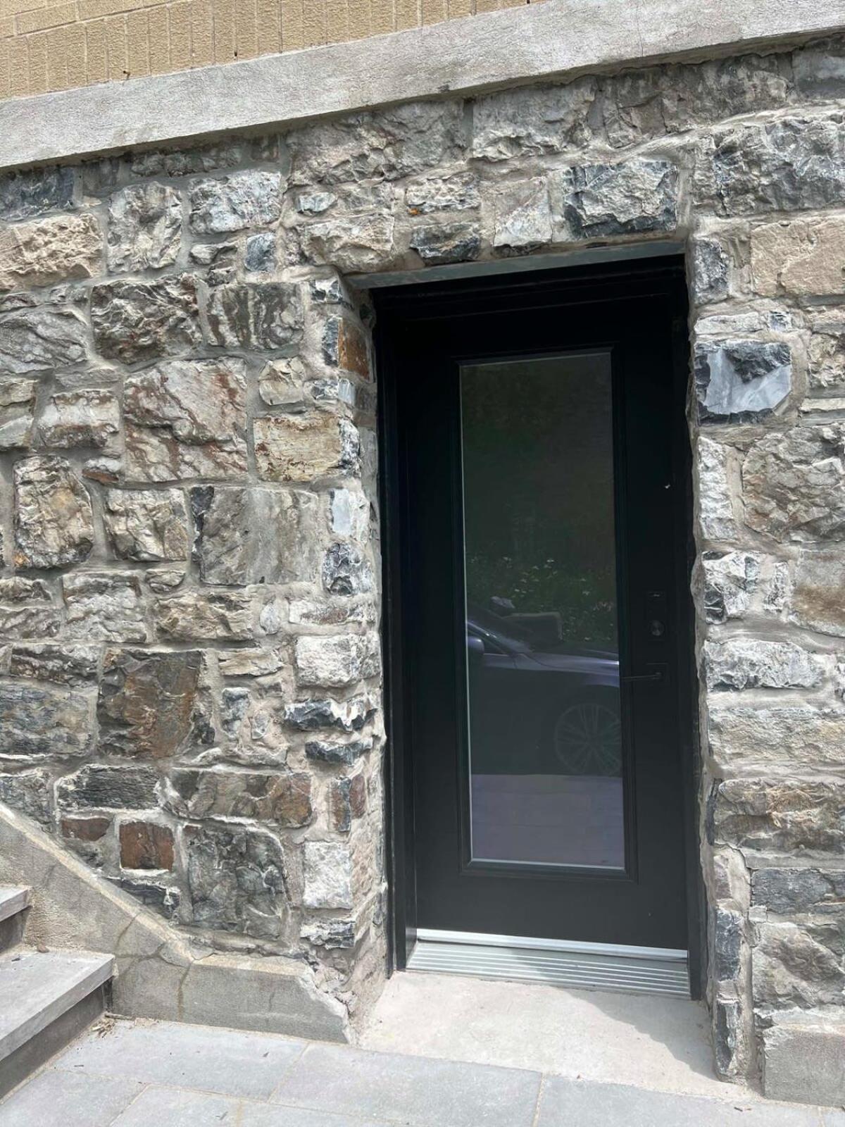M11 Heritage Mansion 1BR unit in heart of MTL