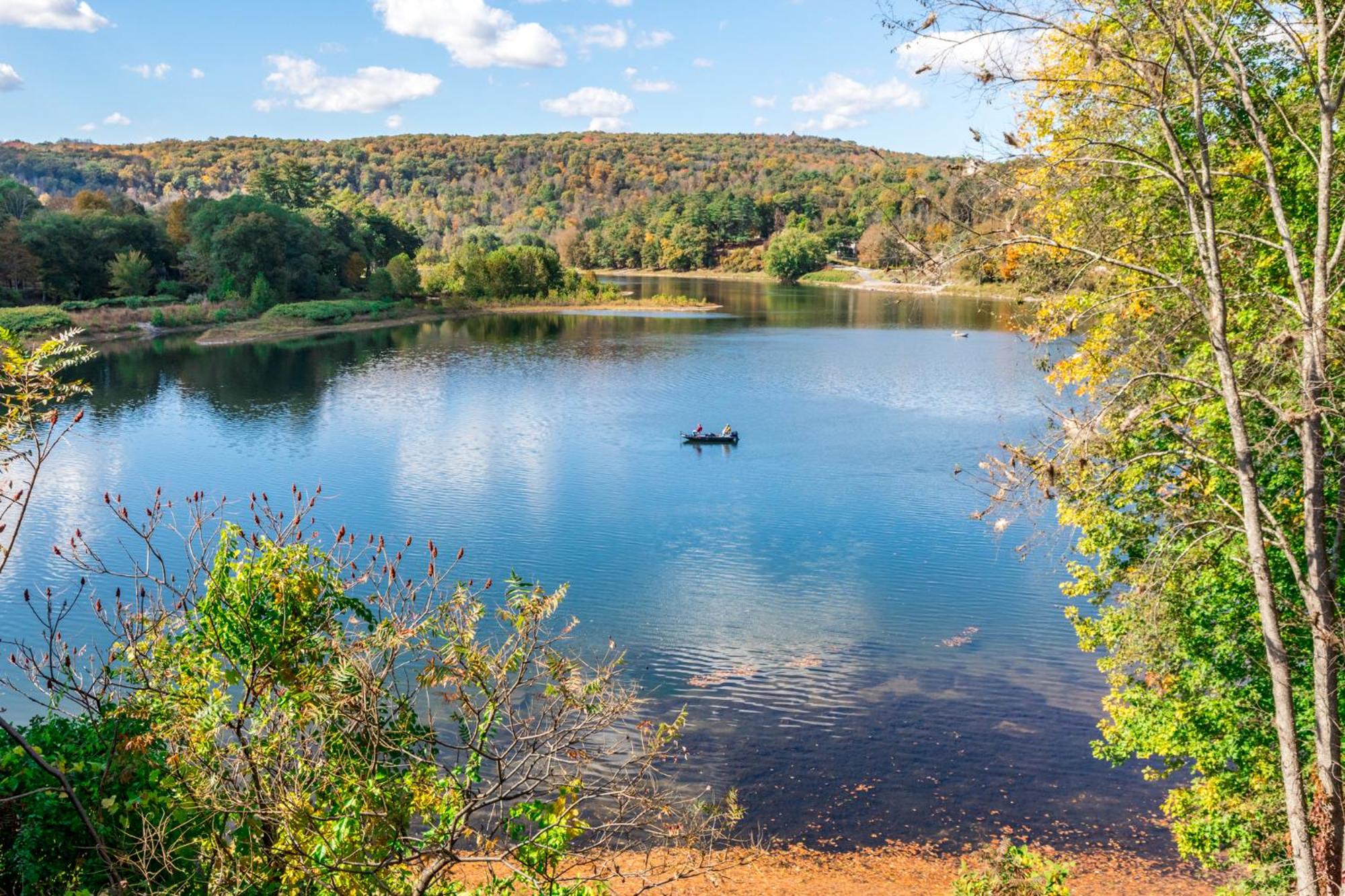 Catskills Delaware River Modern Colonial Getaway