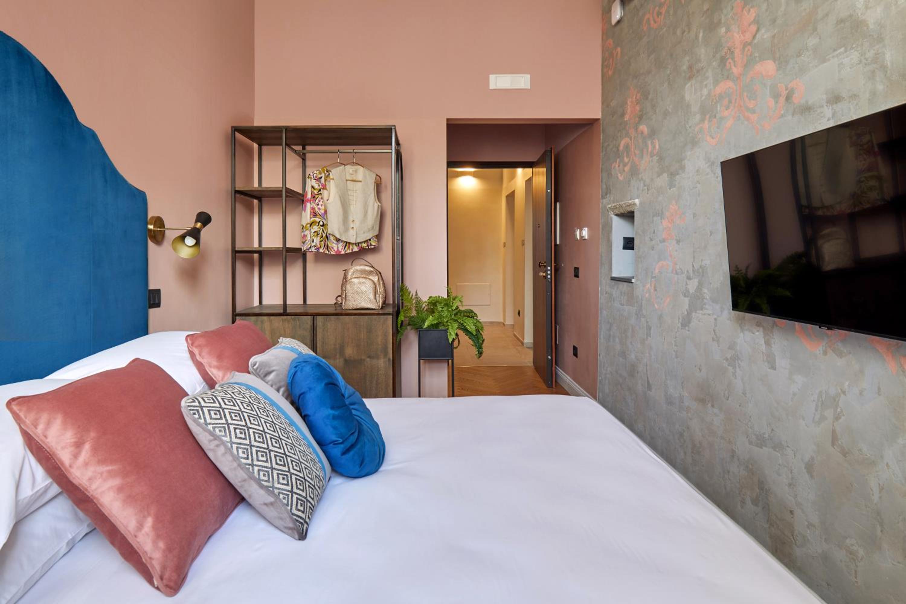Santarosa Rooms