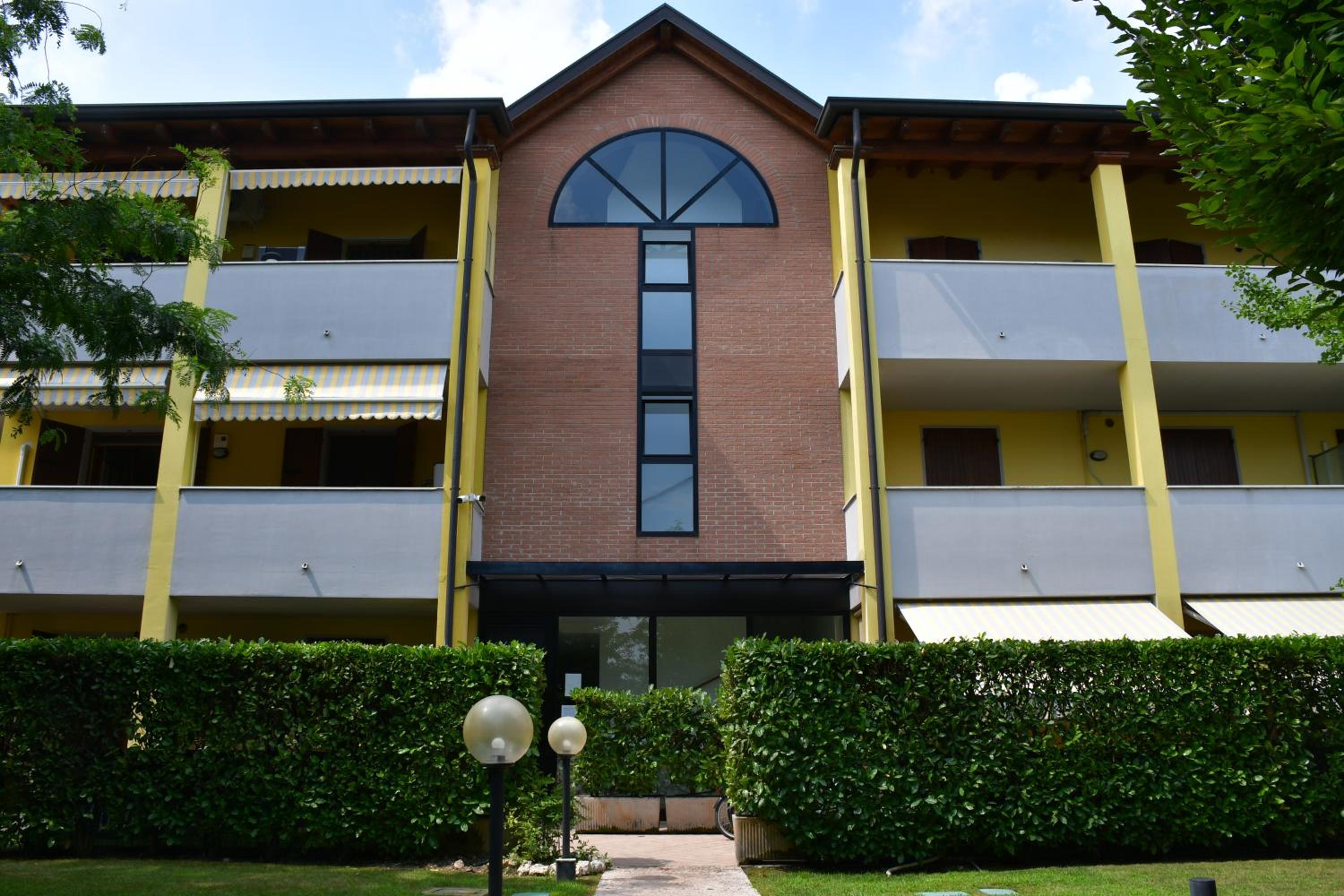 Simona's Home