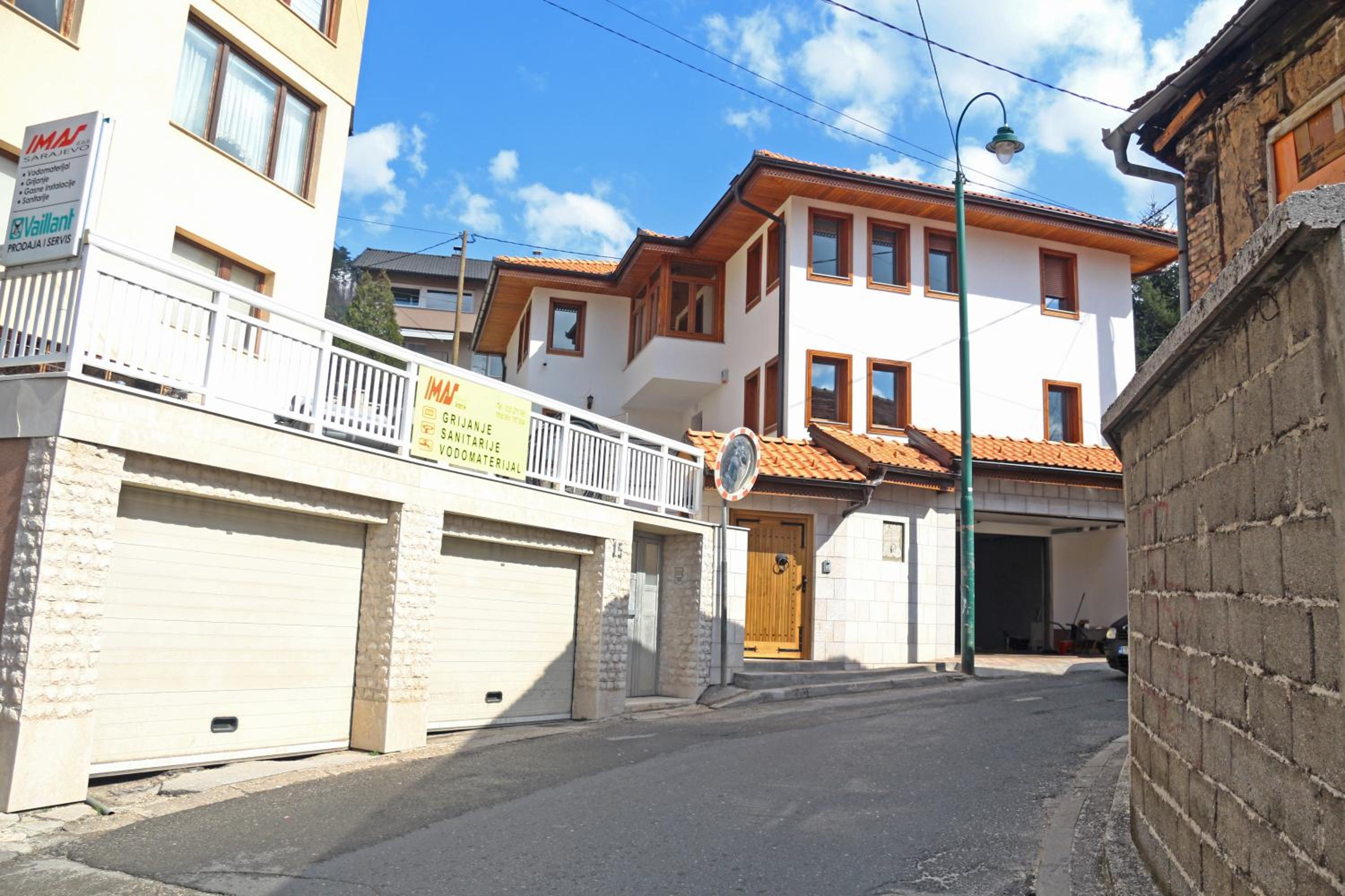Imas APARTMENT
