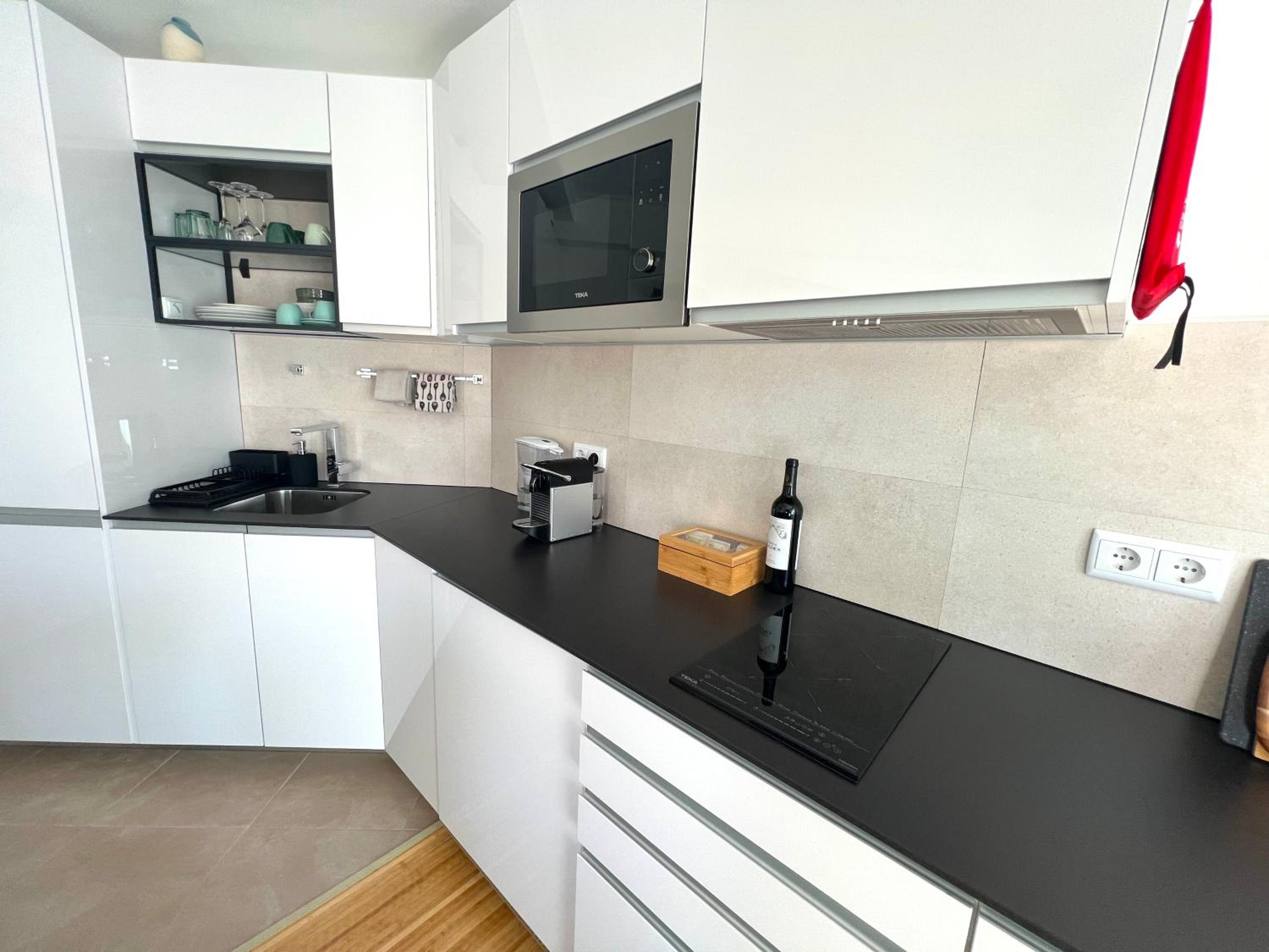 Nazare Oasis Suites and Retreats view 5