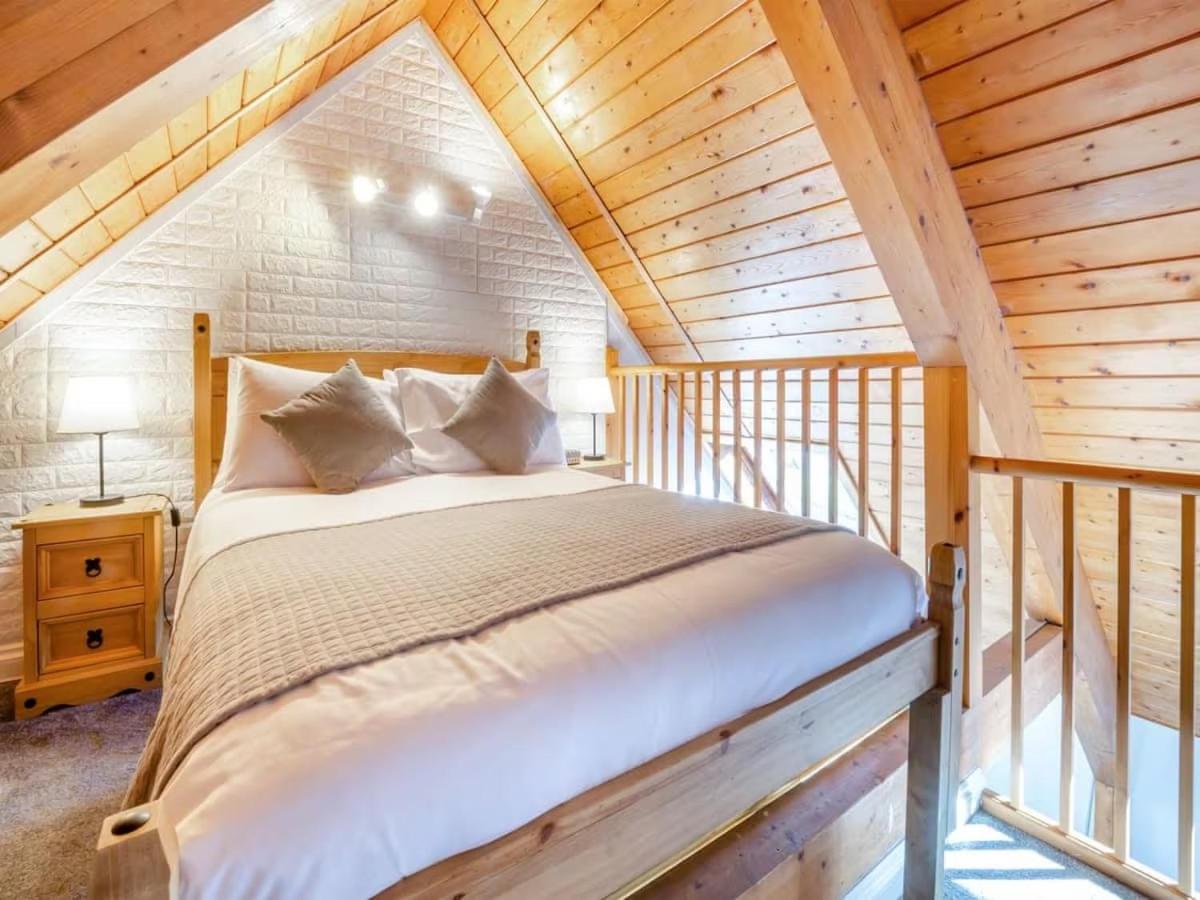 Northlands Farm Superior Chalet 2