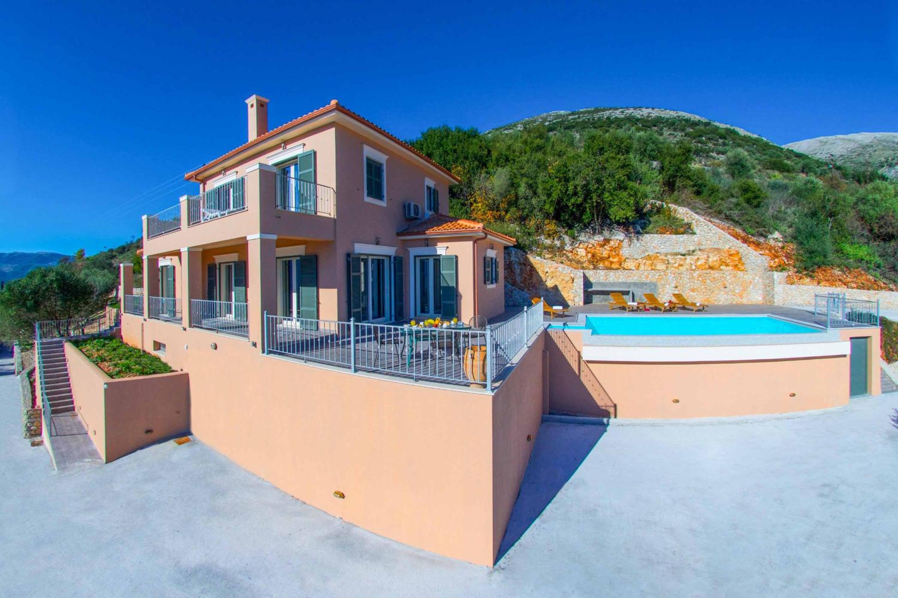 Villa Remvi view 4