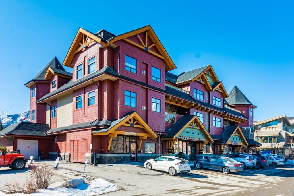 The Grand Escape Downtown Canmore