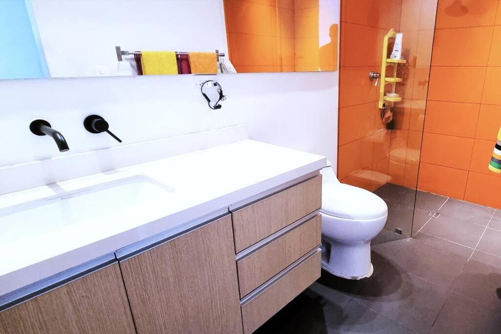 Centric El Poblado Apartment in Provenza