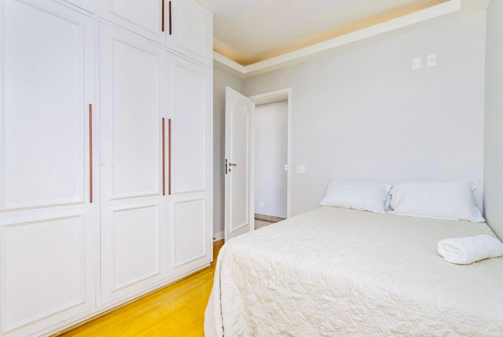Maravilhoso apartamento na orla da Barra da Tijuca