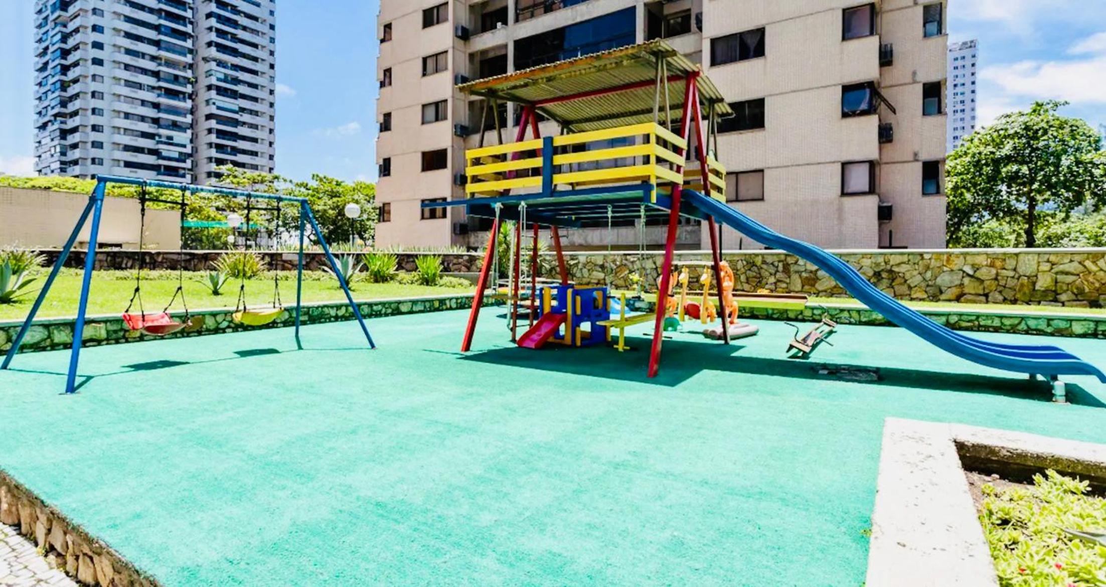Maravilhoso apartamento na orla da Barra da Tijuca