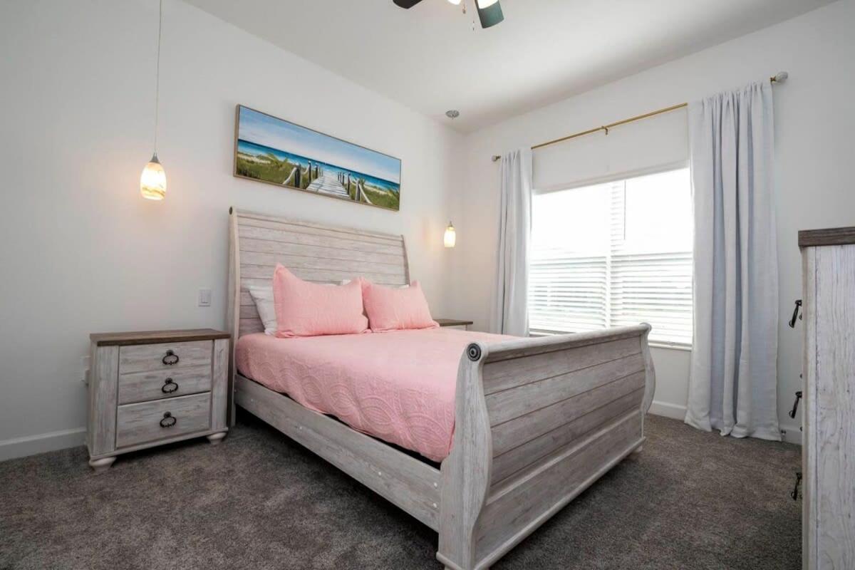 Gorgeous 4Bd with Pool at Storey Lake Resort 4475 - Image 5