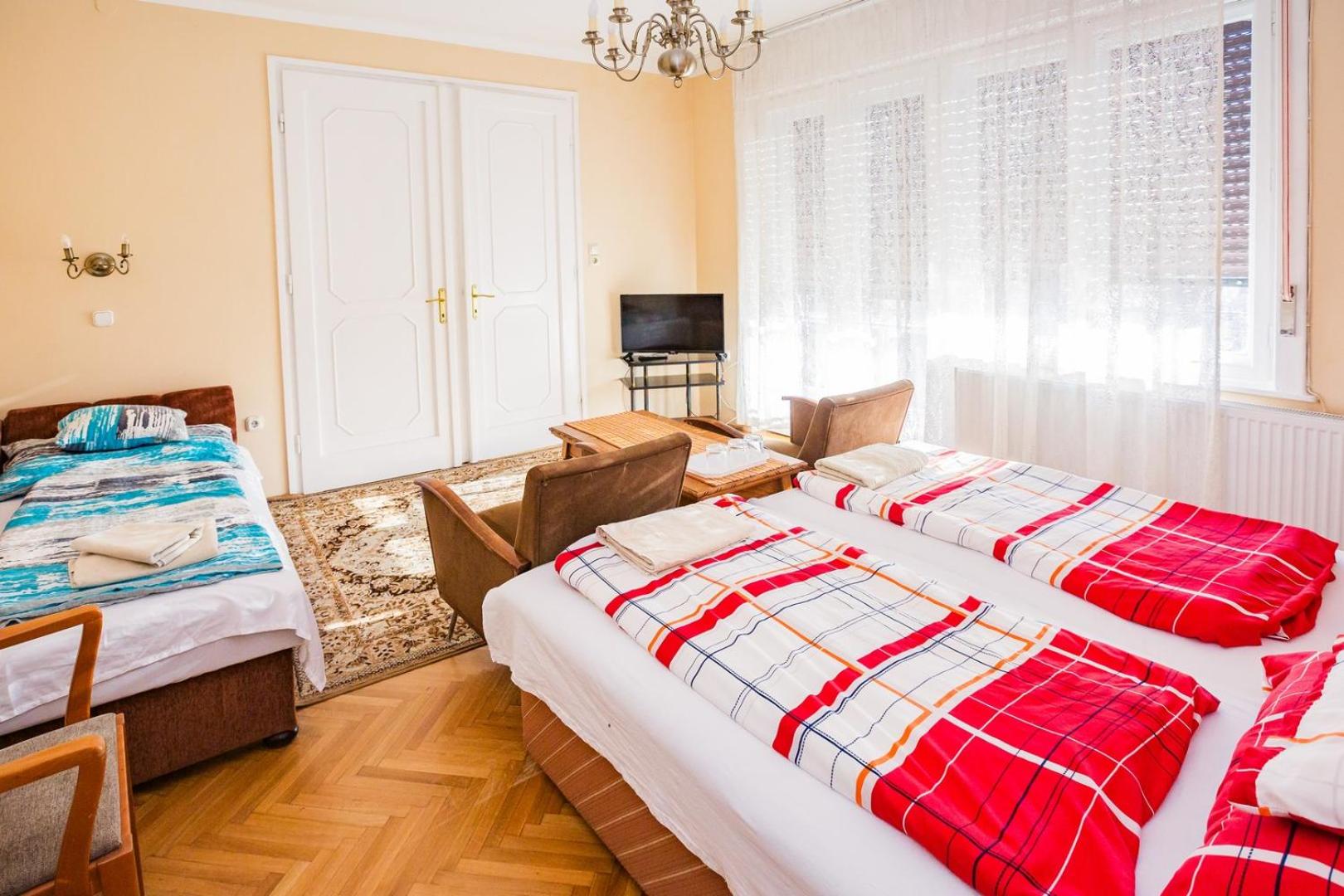 Mohacsi Guesthouse