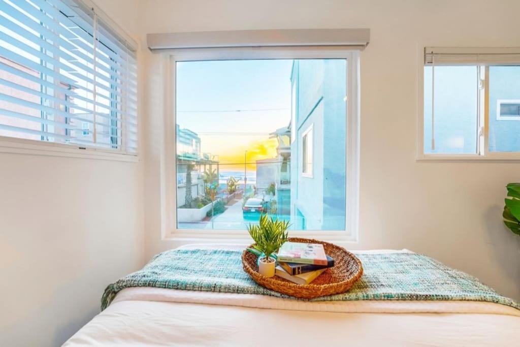 Ocean View Blue Mission Beach Paradise view 2