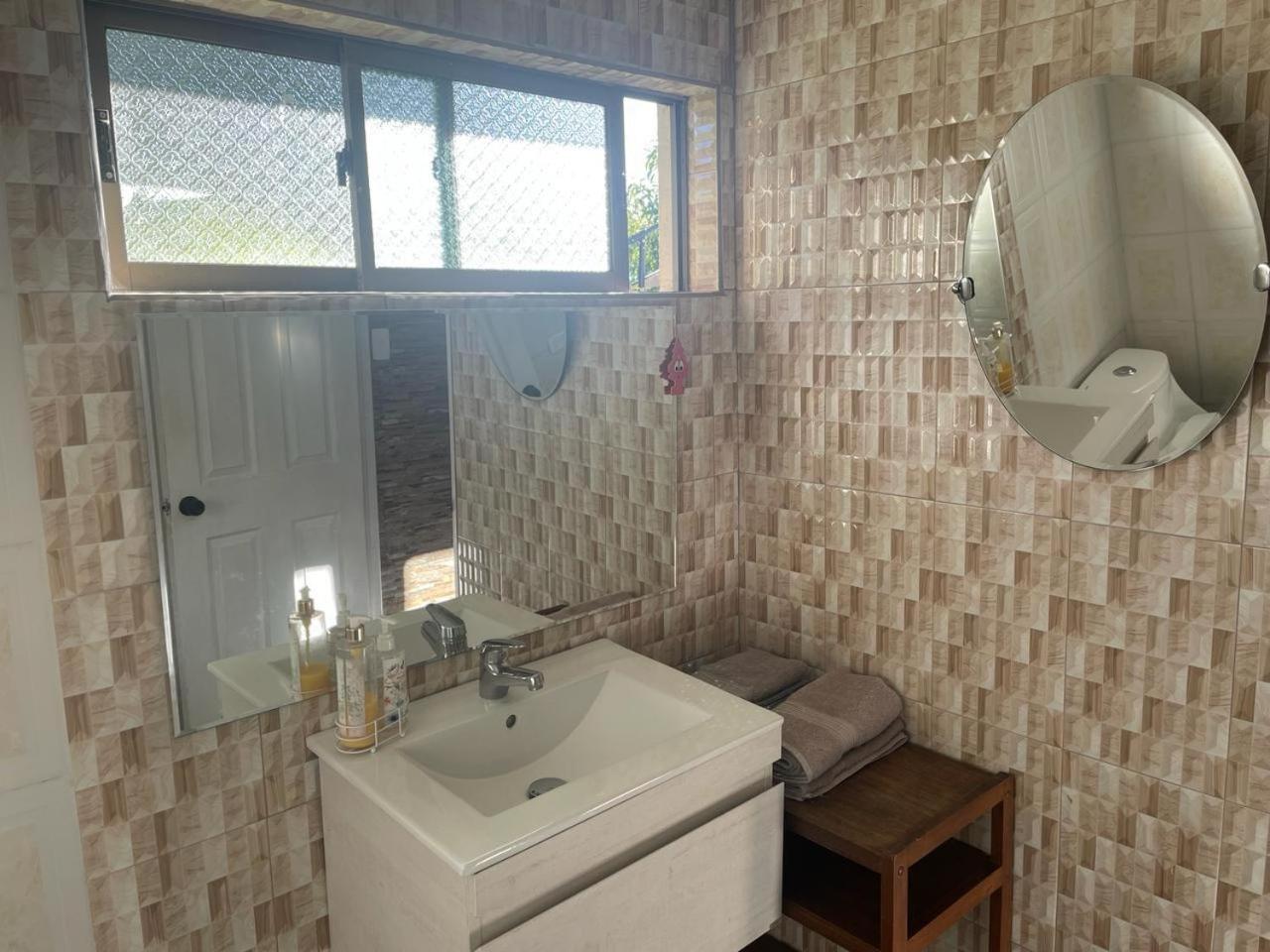 Westside - Habitación con baño privado