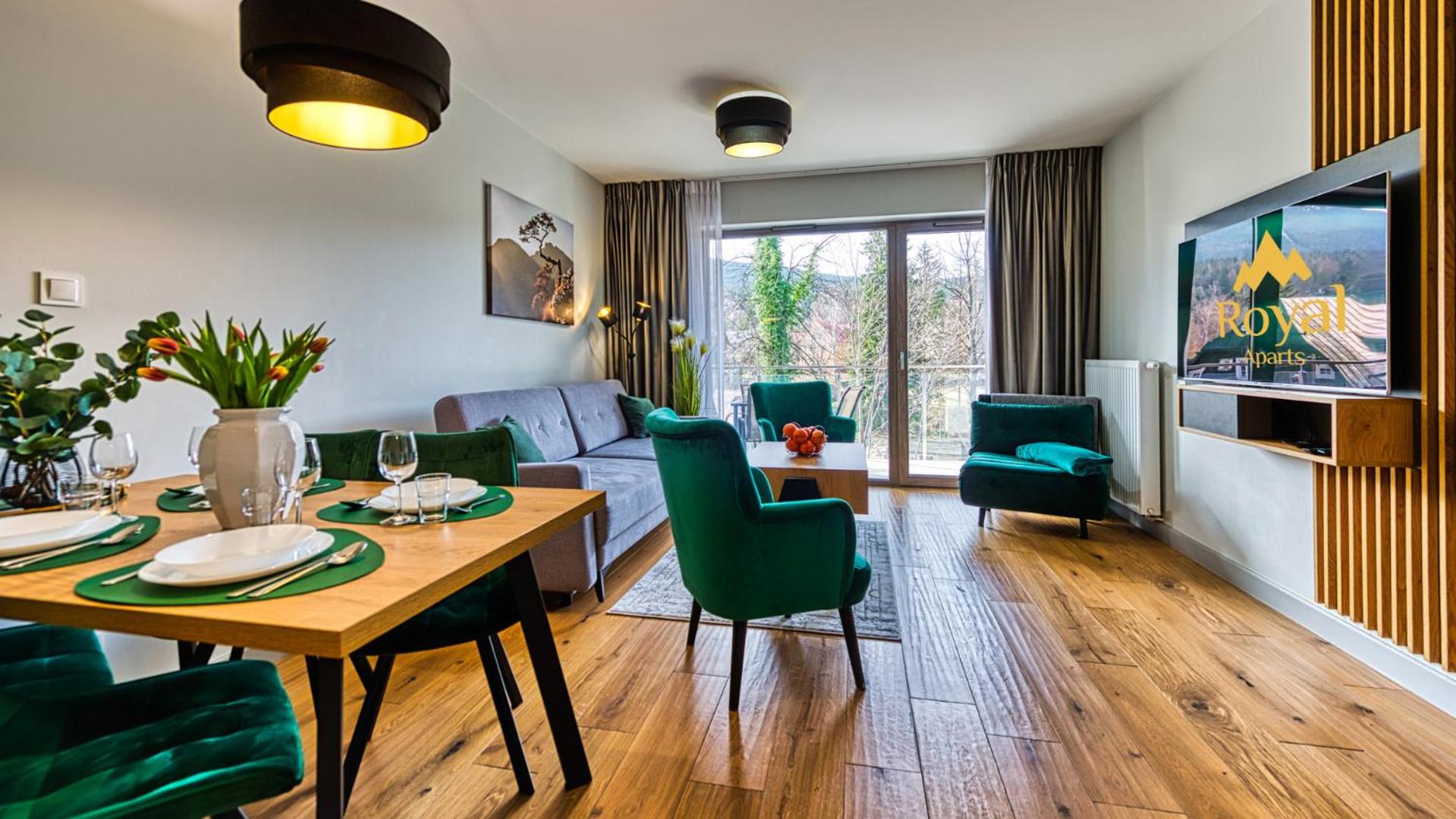 Apartamenty z basenem i saunami STONE HILL RESORT II VIP Centrum by Royal Aparts