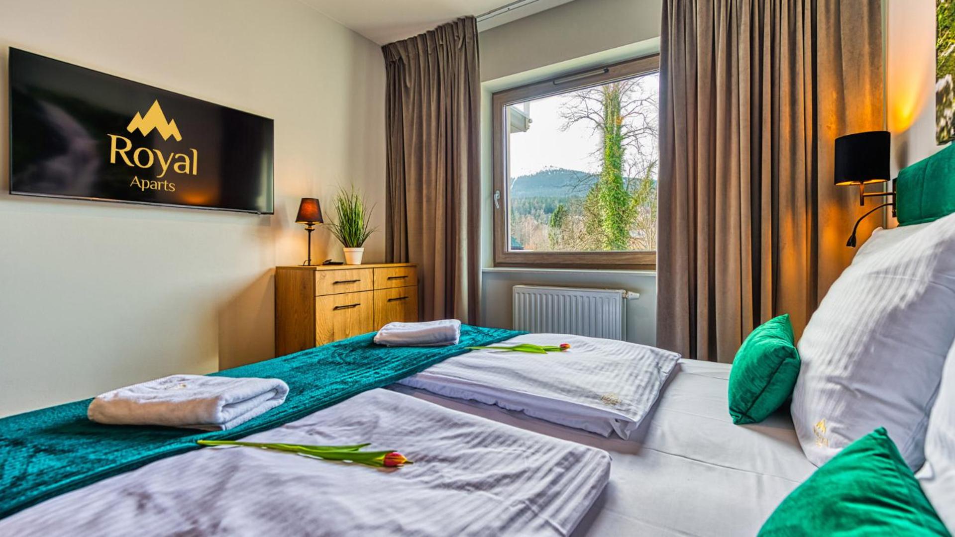 Apartamenty z basenem i saunami STONE HILL RESORT II VIP Centrum by Royal Aparts