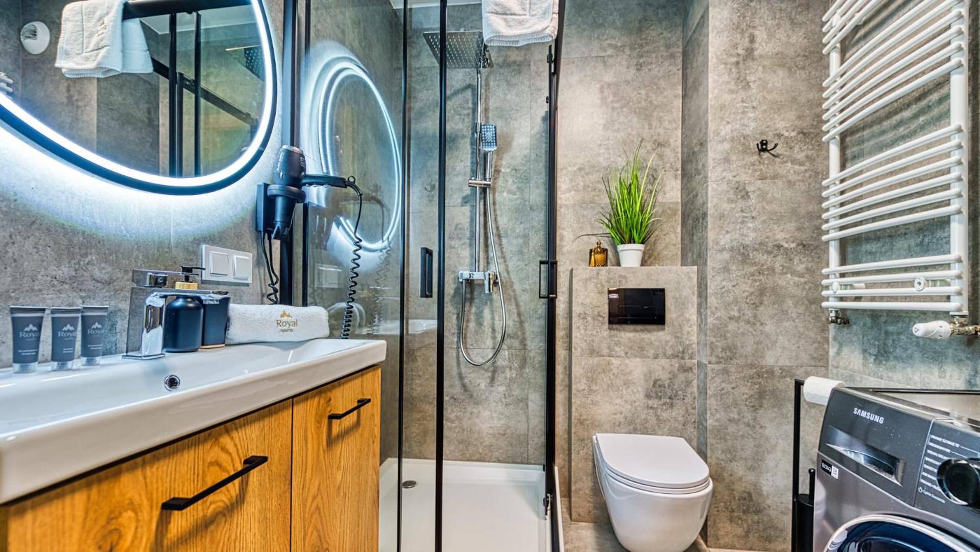 Apartamenty z basenem i saunami STONE HILL RESORT II VIP Centrum by Royal Aparts