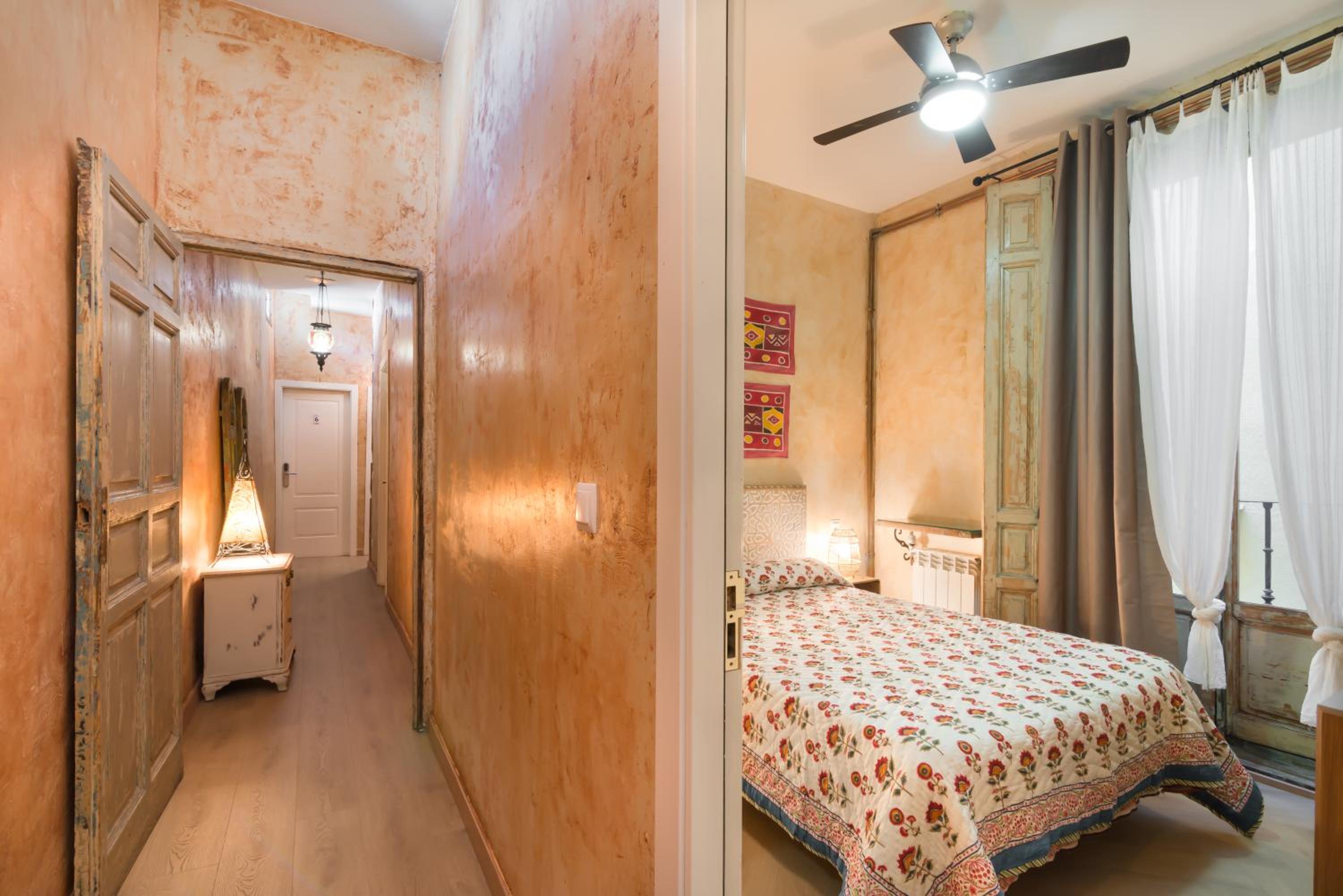 Hostal Artistic B&B