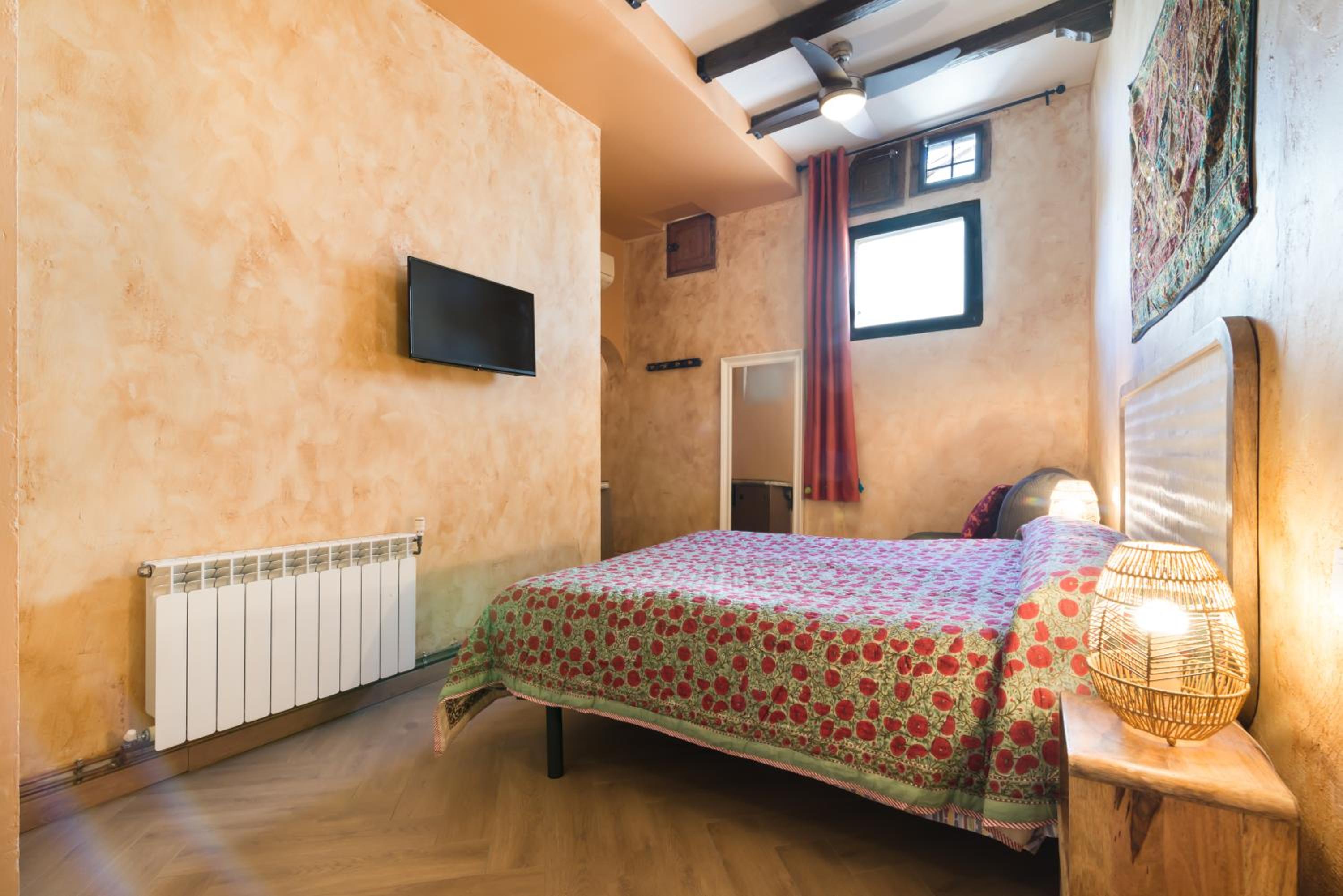 Hostal Artistic B&B