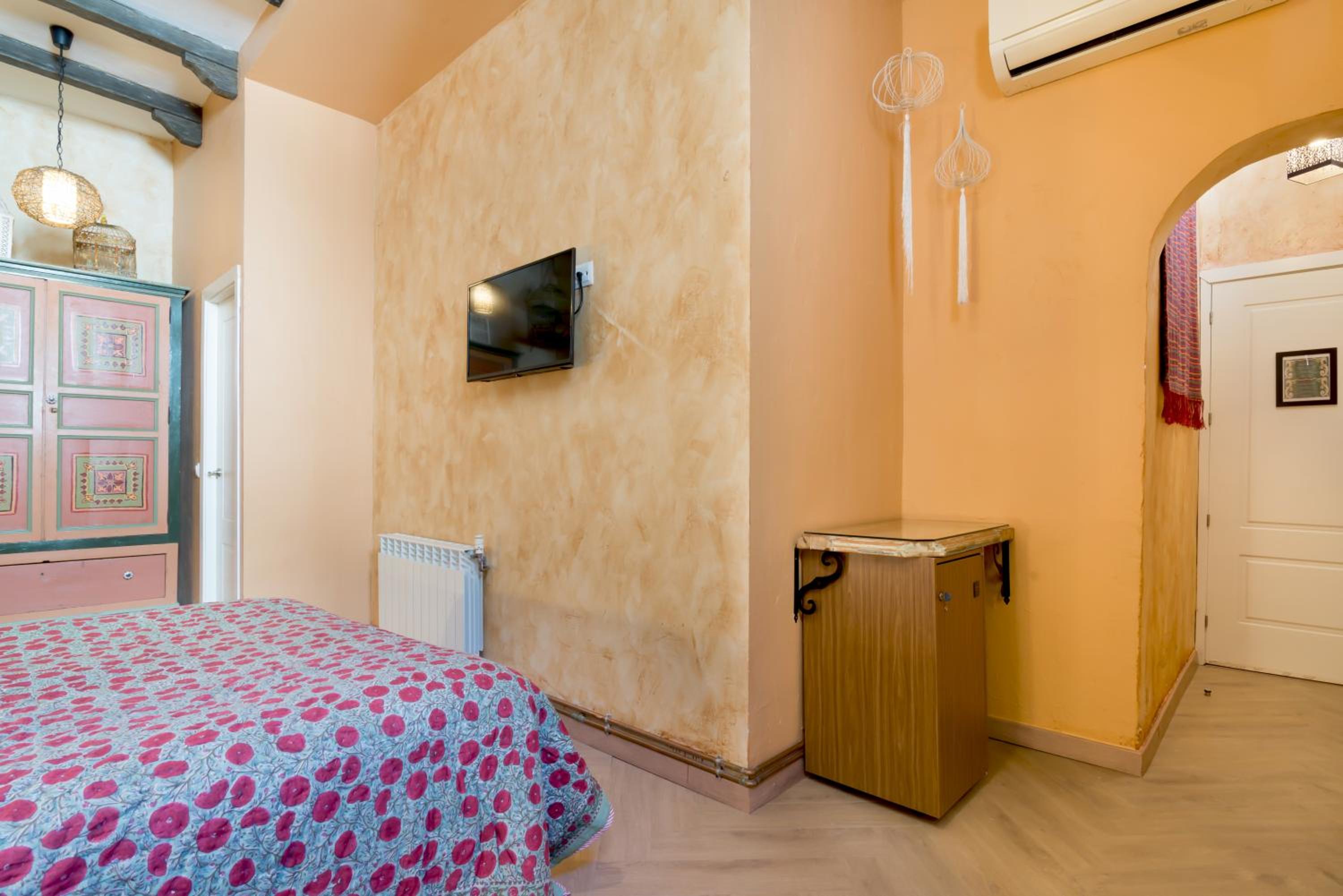 Hostal Artistic B&B