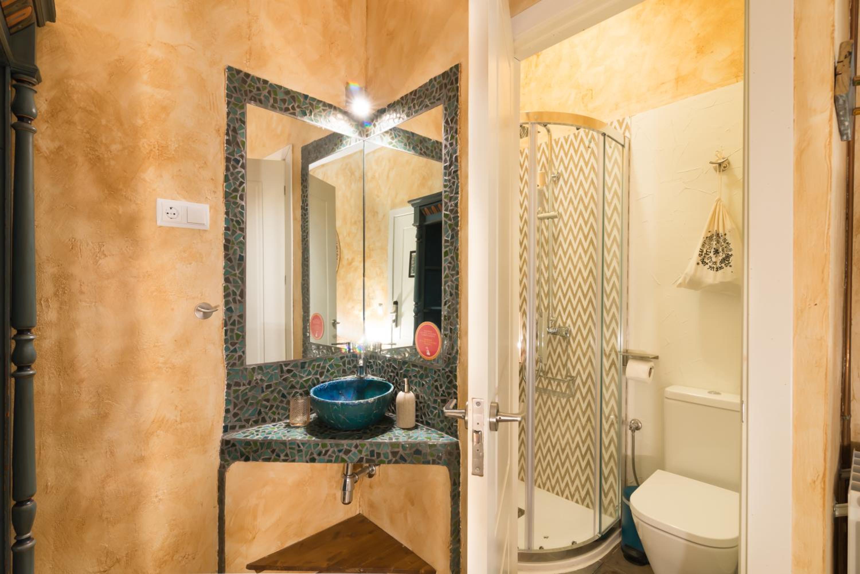 Hostal Artistic B&B