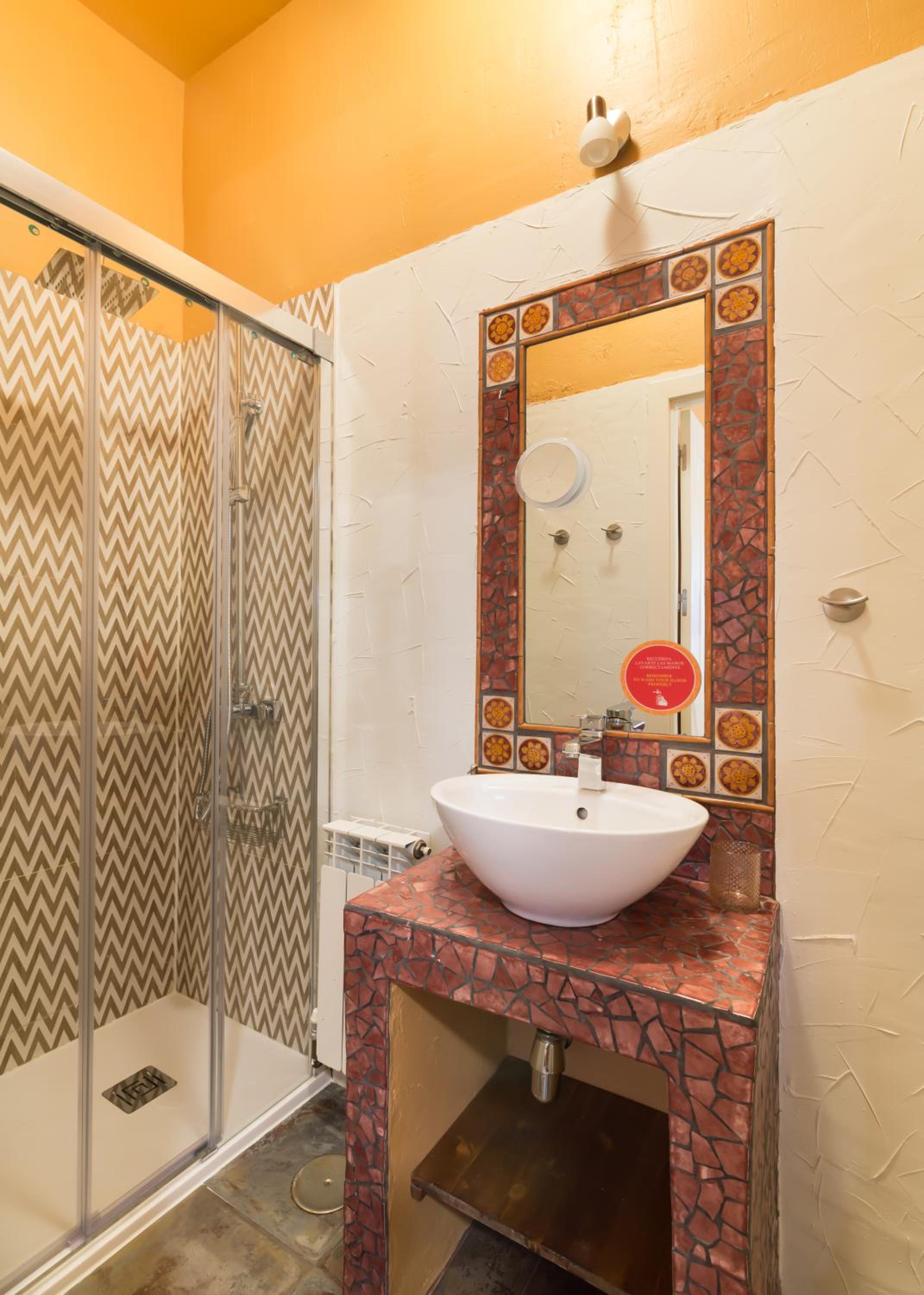 Hostal Artistic B&B