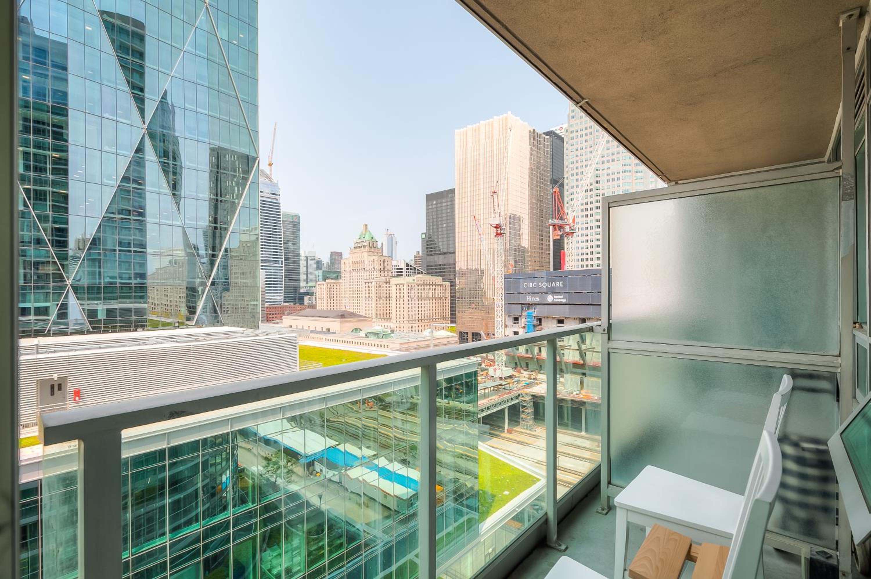 The Yonge Suites