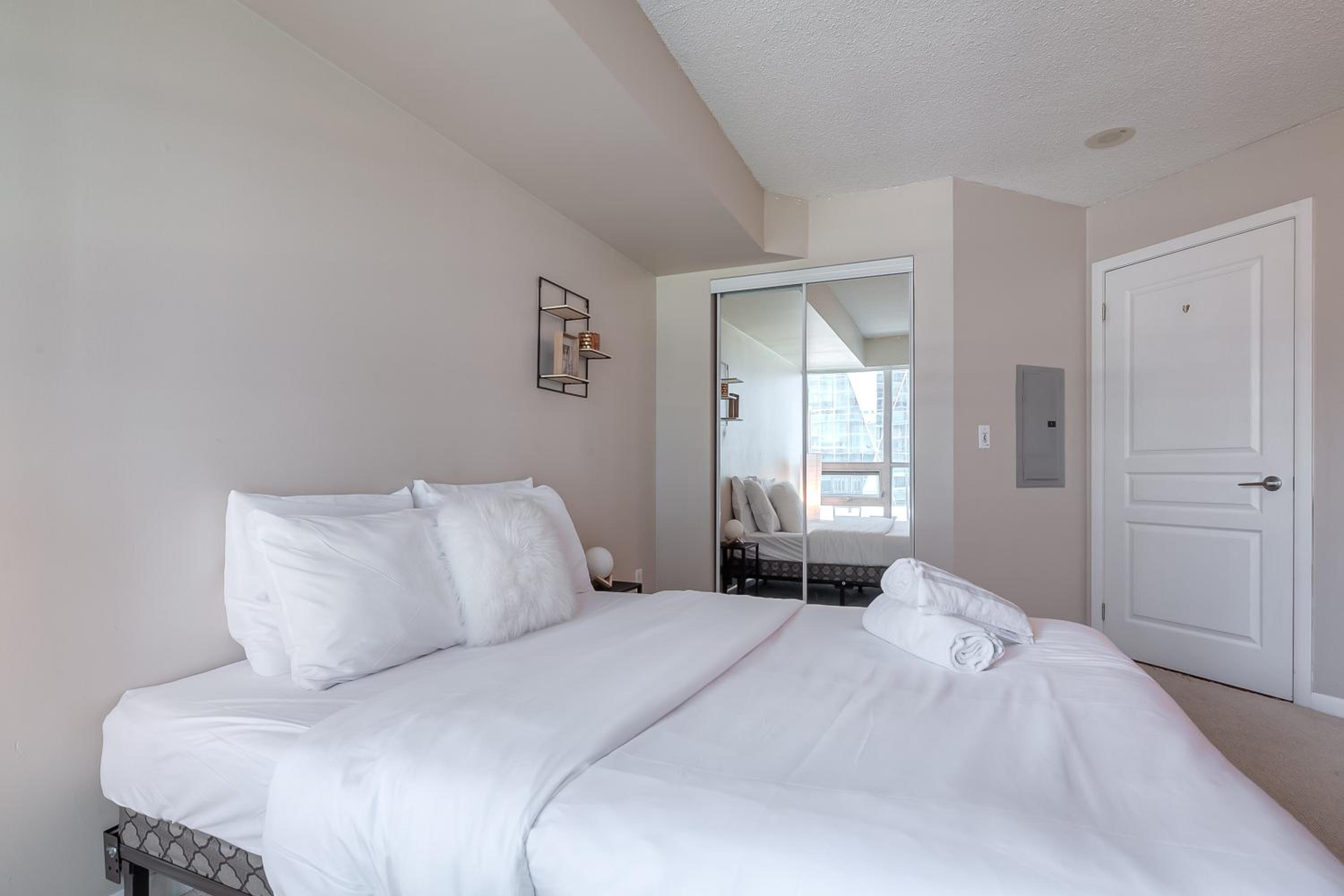 The Yonge Suites