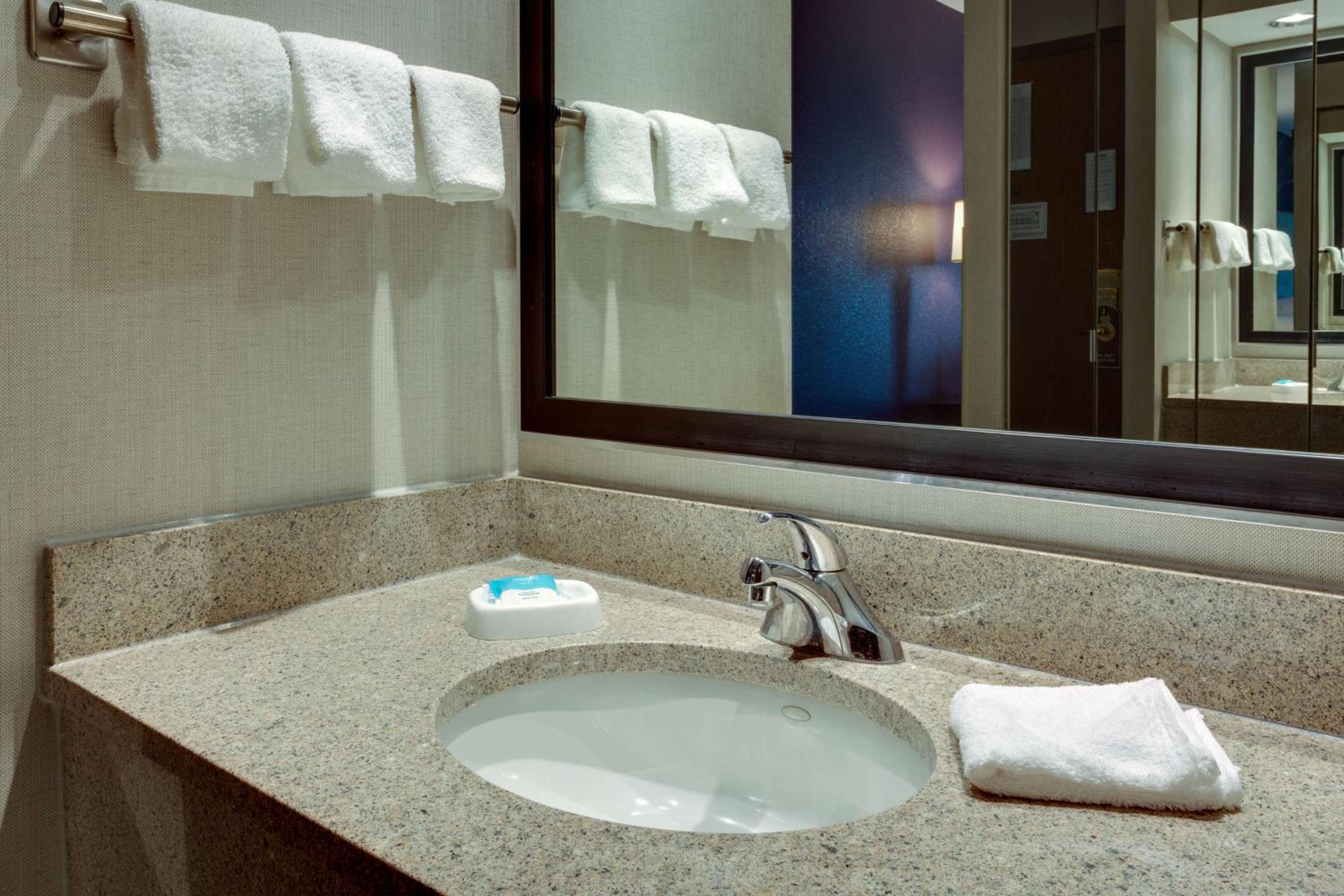 Drury Inn  Suites Hayti Caruthersville - Property Image 9