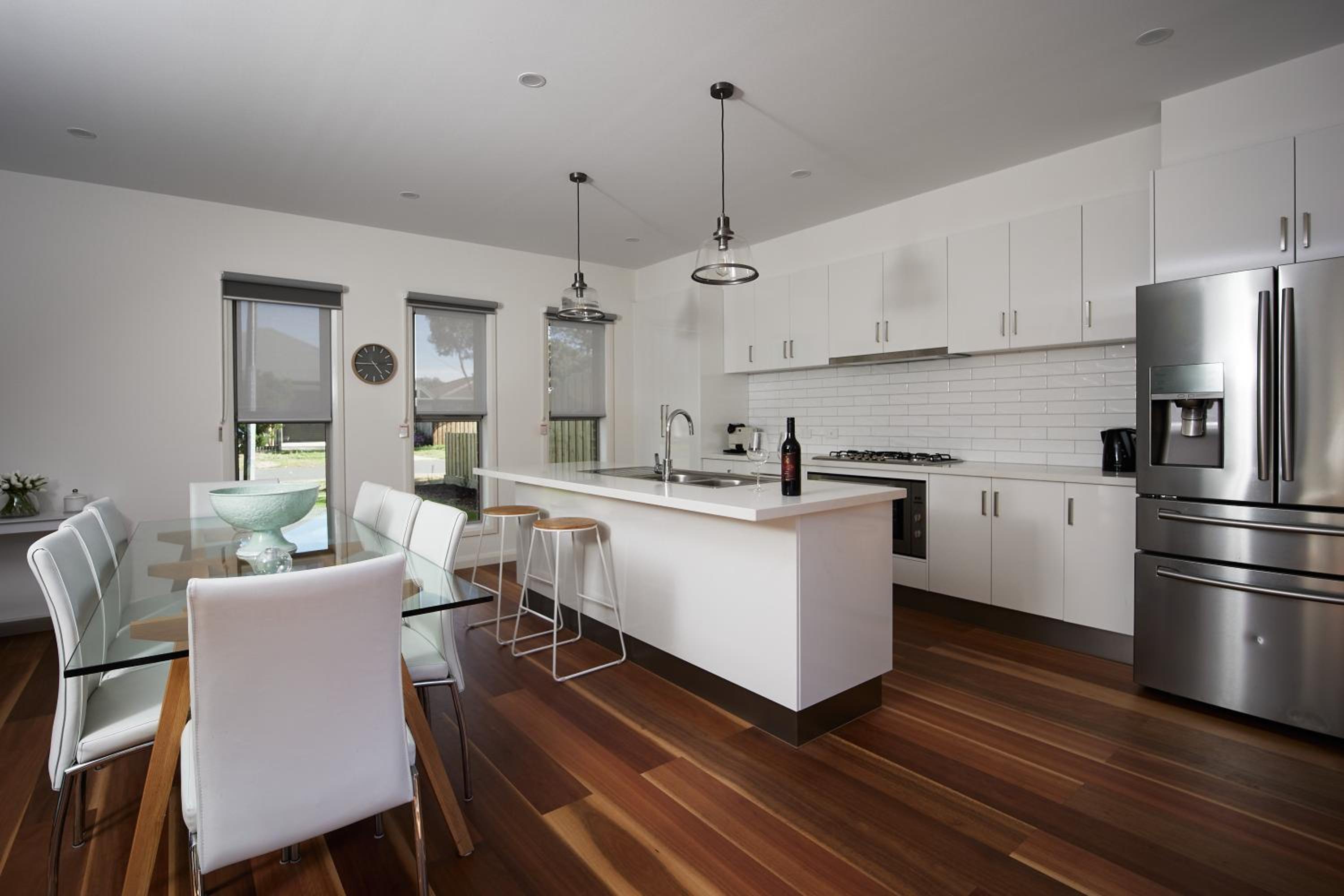 Luxury Pet-Friendly 4BR Home Walk to Beach