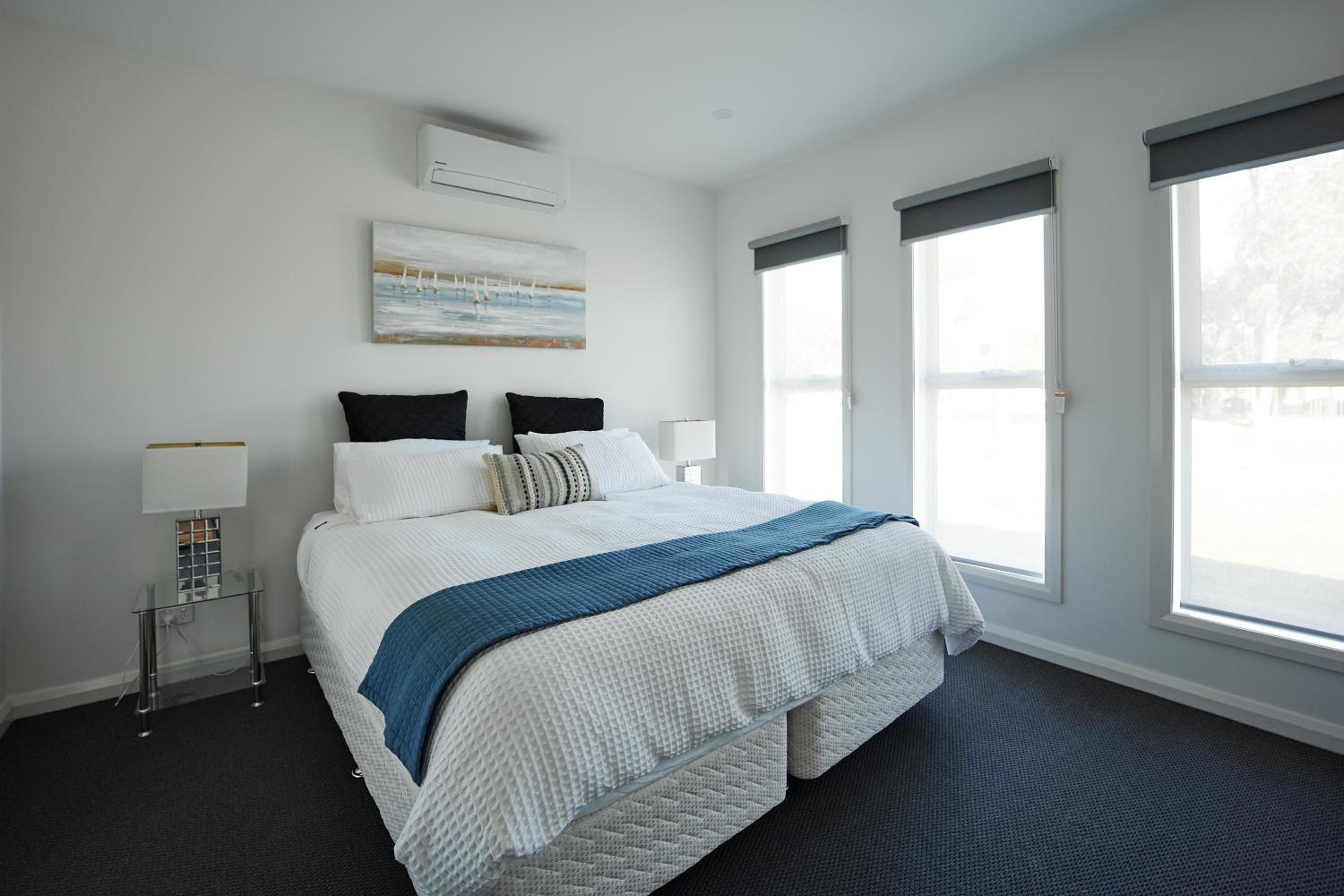 Luxury Pet-Friendly 4BR Home Walk to Beach