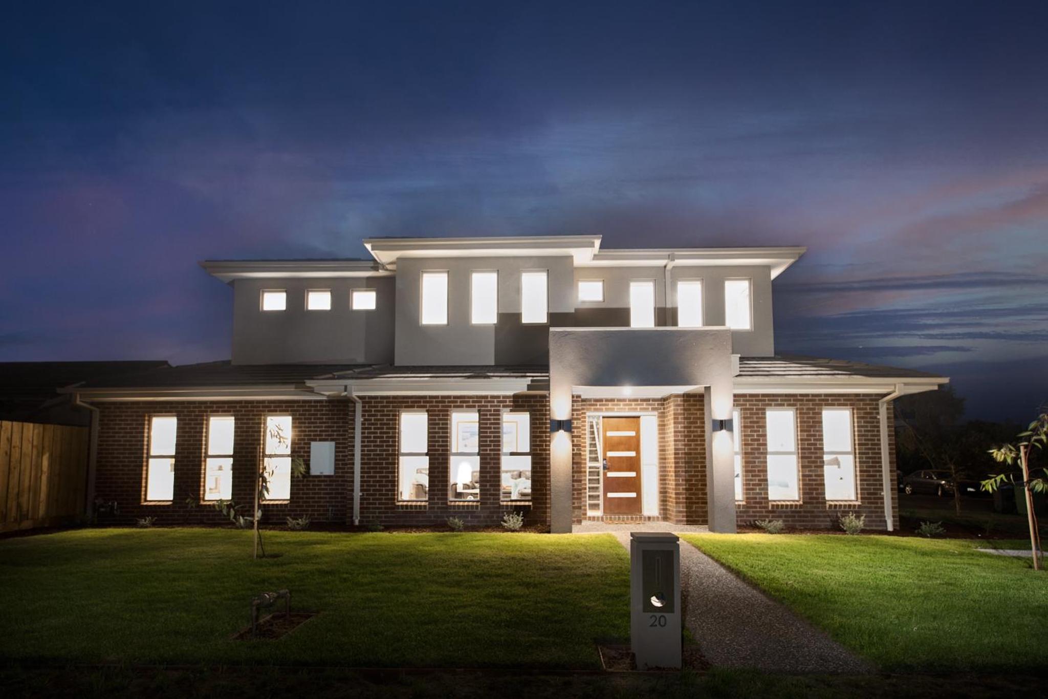 Luxury Pet-Friendly 4BR Home Walk to Beach