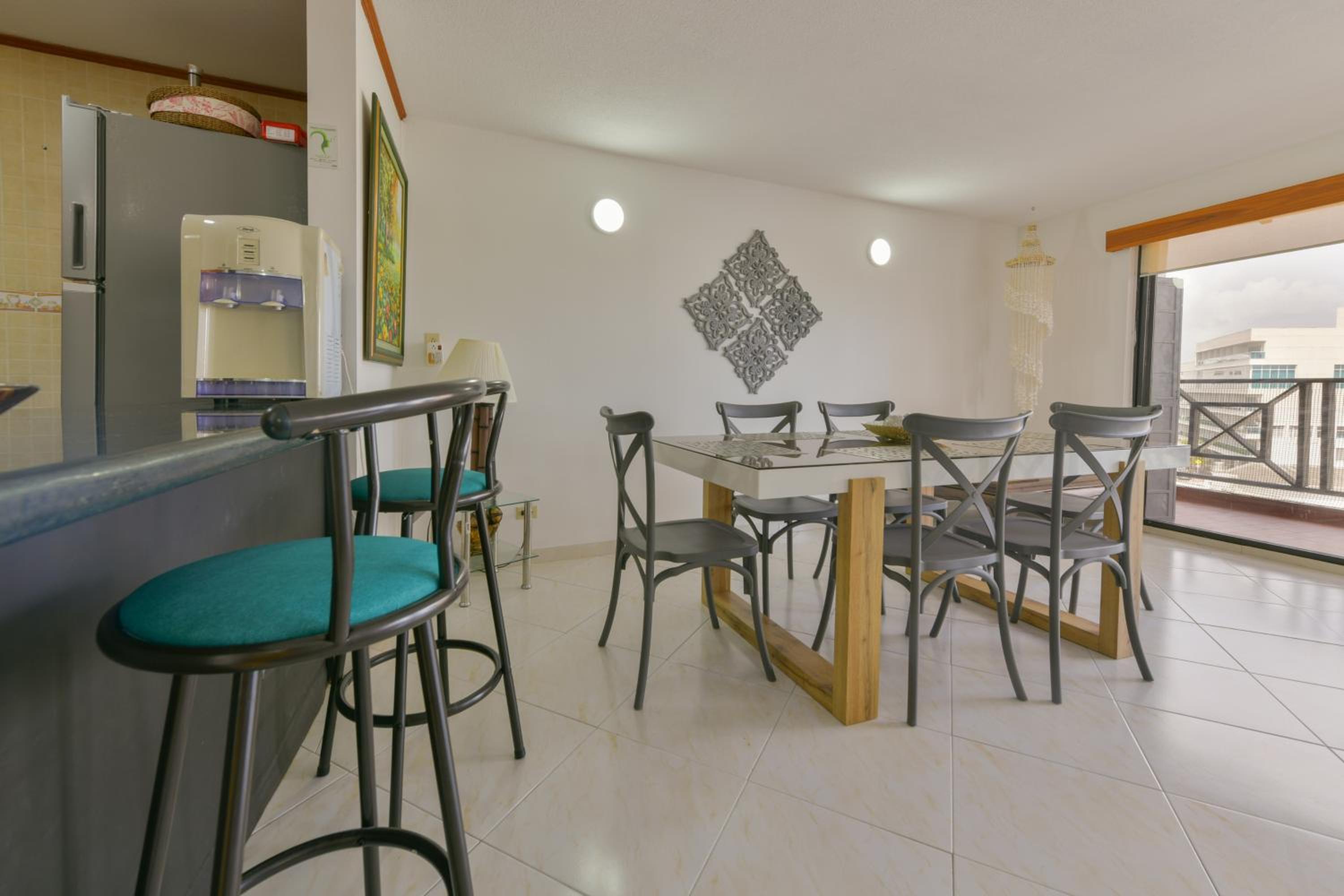 PENTHOUSE AGUAMARINA
